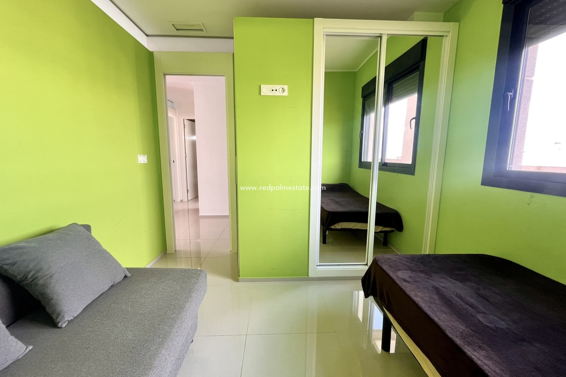 Resale - Apartments -
Orihuela Costa - La Zenia