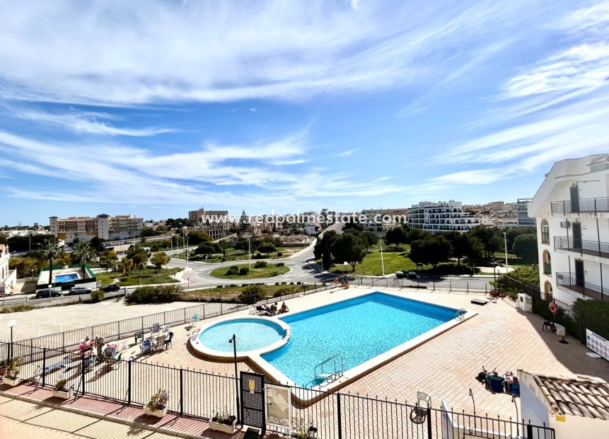 Resale - Apartments -
Orihuela Costa - La Zenia