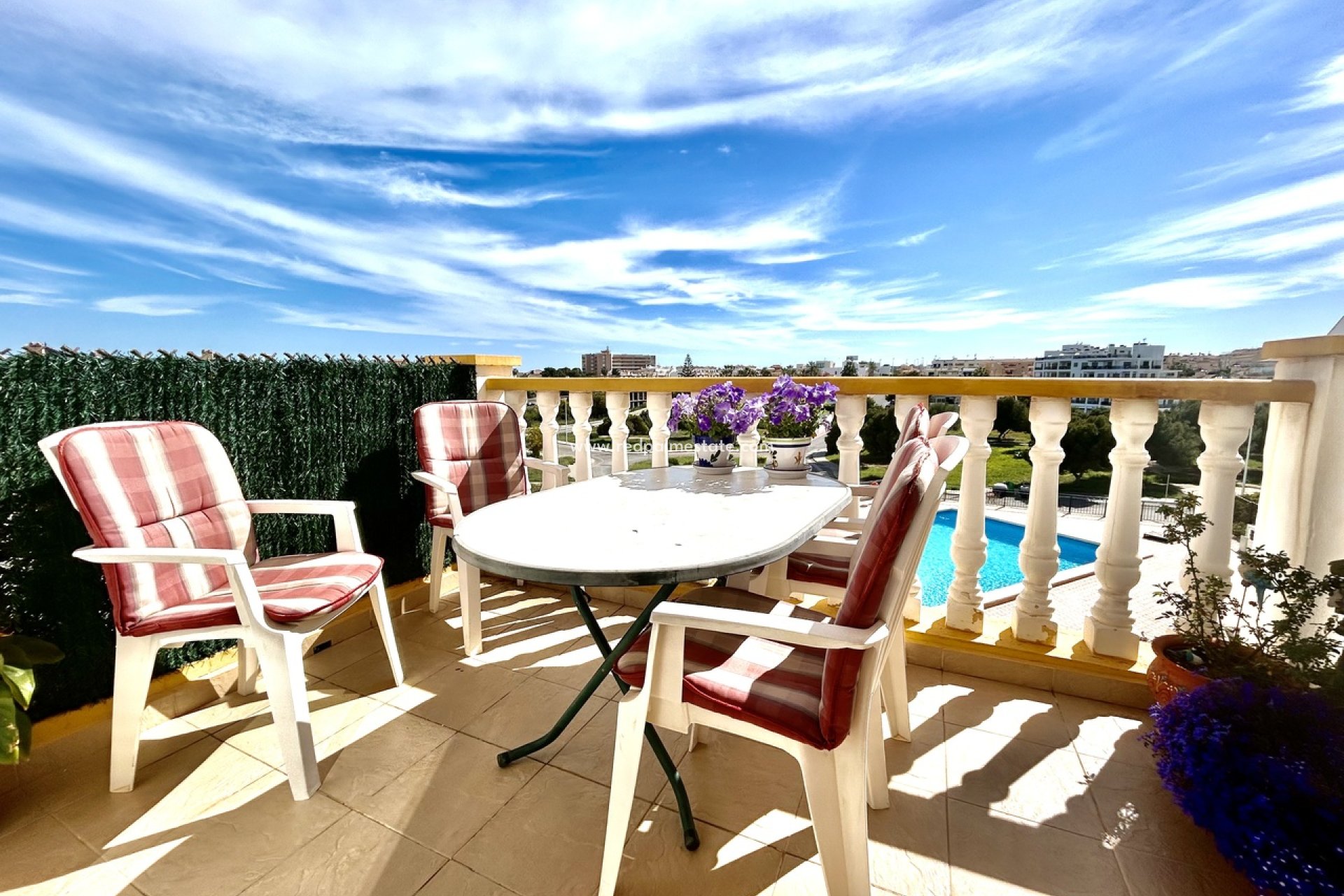 Resale - Apartments -
Orihuela Costa - La Zenia