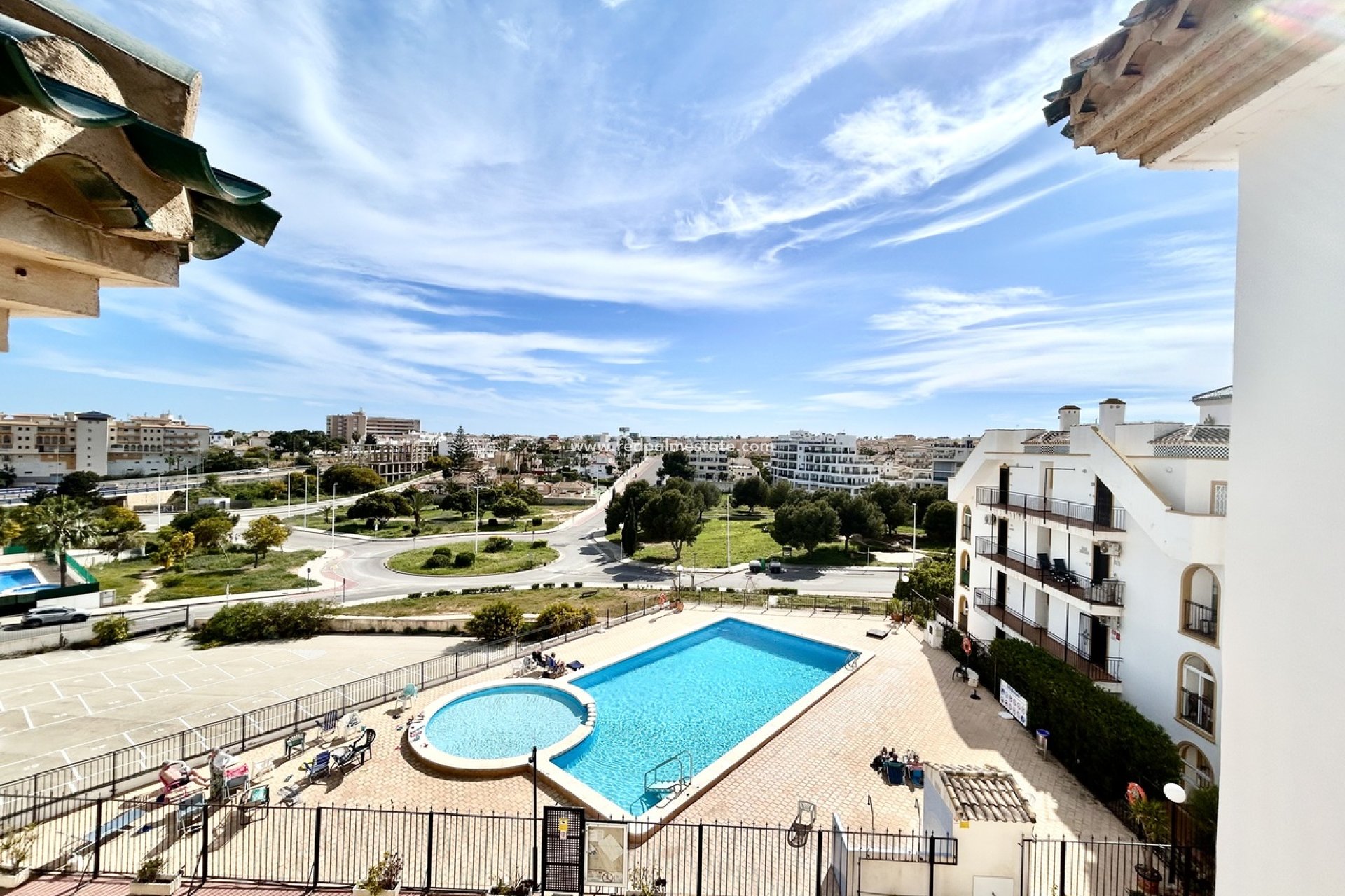 Resale - Apartments -
Orihuela Costa - La Zenia