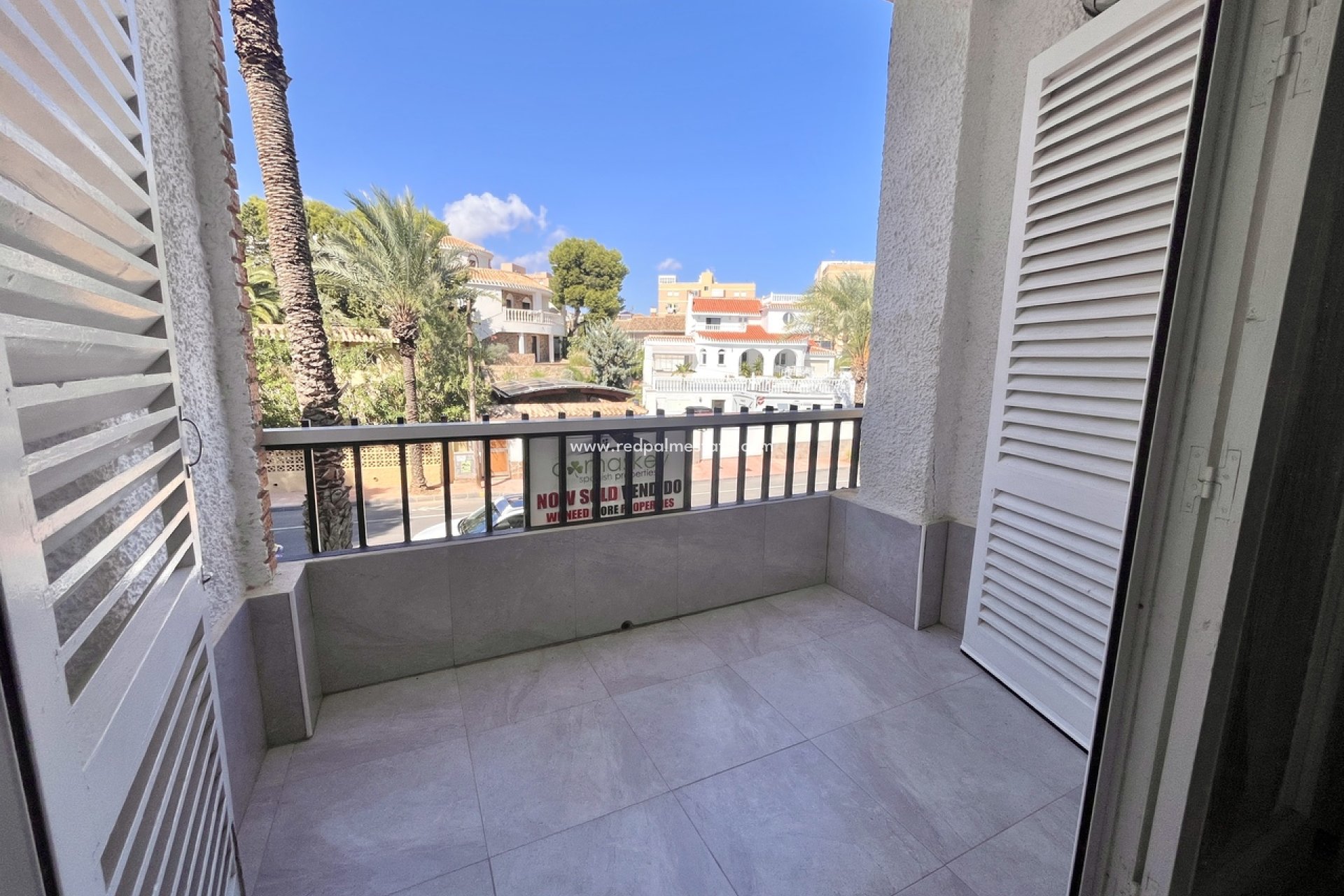 Resale - Apartments -
Orihuela Costa - La Zenia