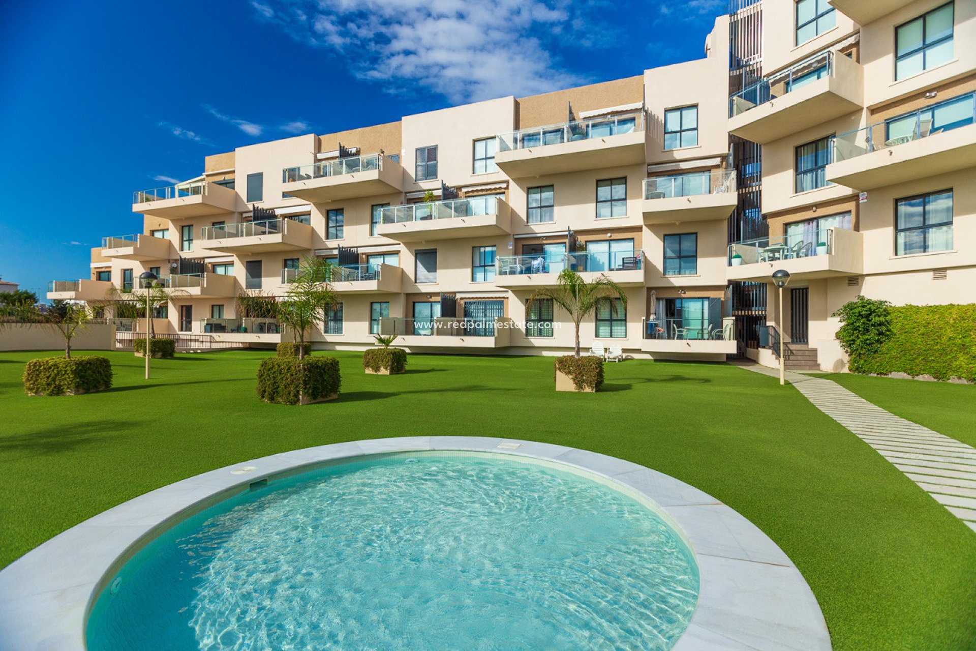 Resale - Apartments -
Orihuela Costa - La Zenia