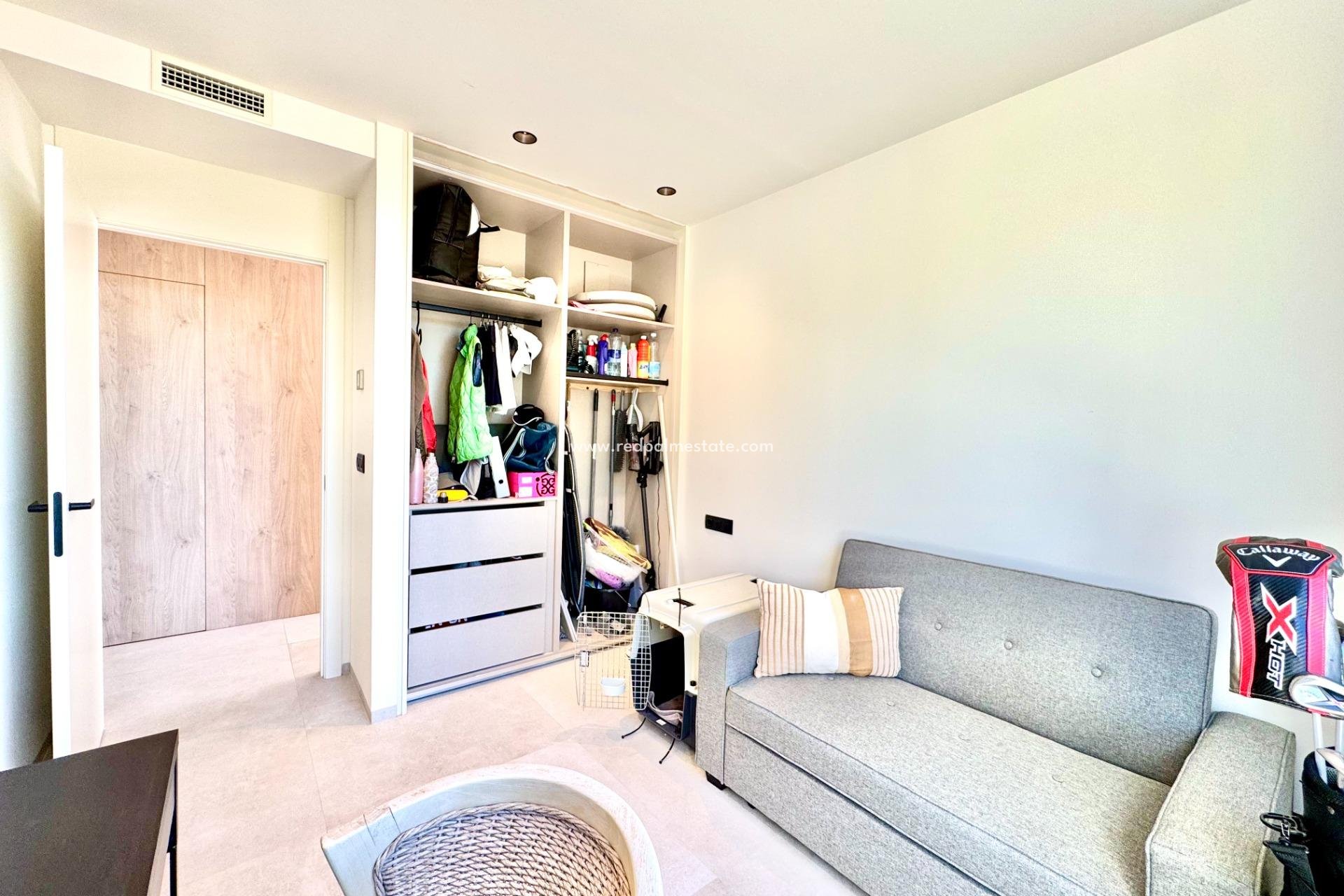 Resale - Apartments -
Orihuela Costa - Las Colinas Golf