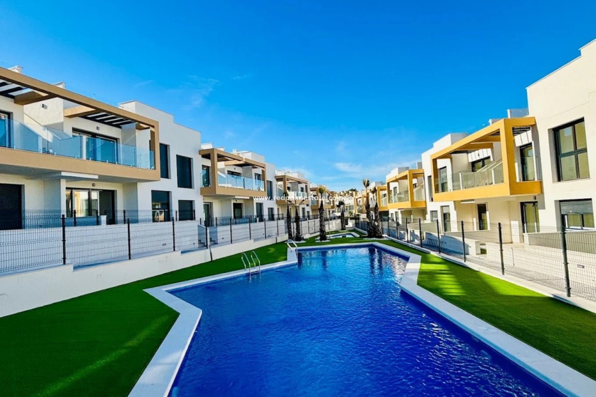 Resale - Apartments -
Orihuela Costa - Las Filipinas