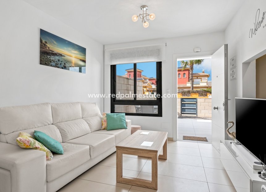 Resale - Apartments -
Orihuela Costa - Las Filipinas