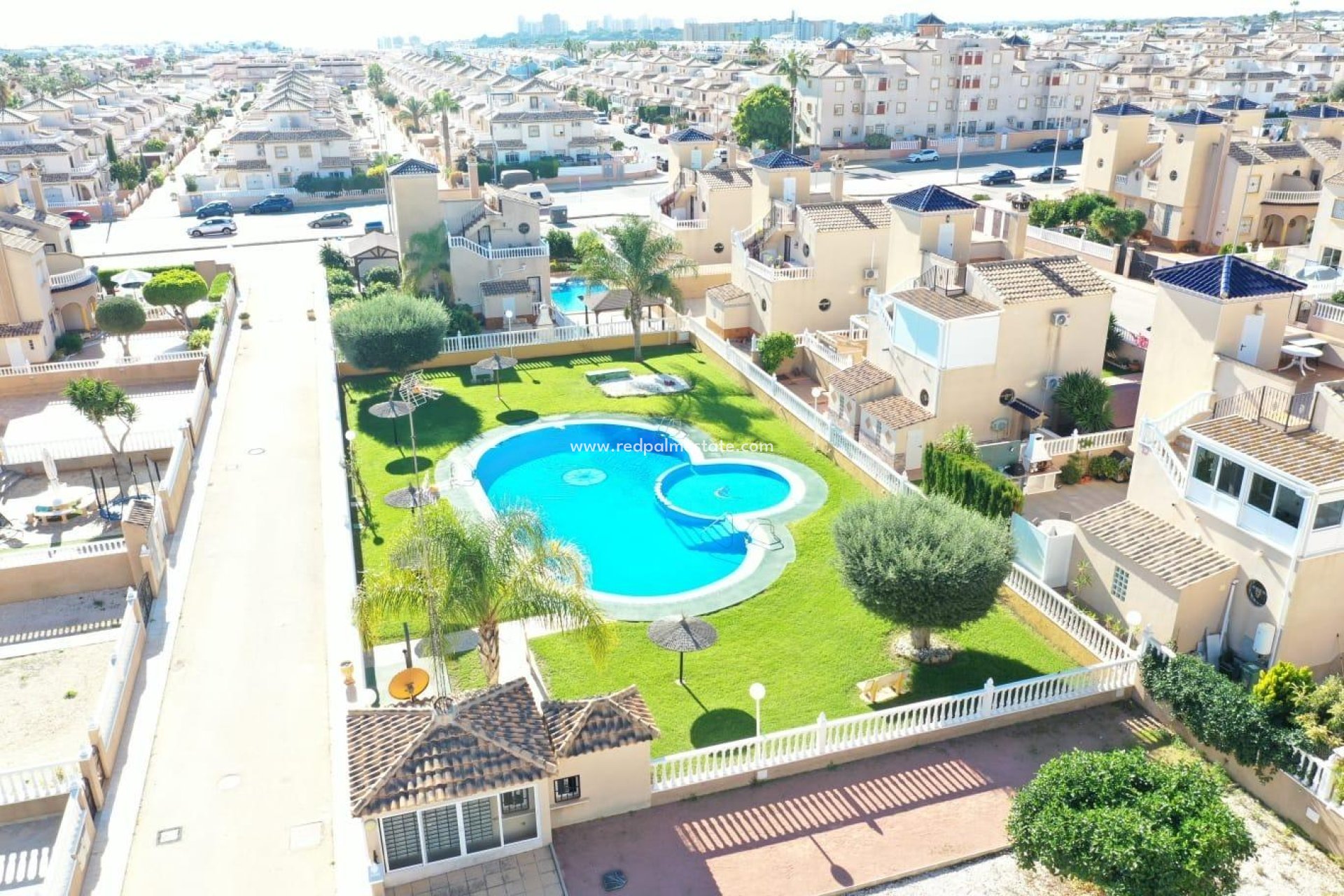 Resale - Apartments -
Orihuela Costa - Lomas de Cabo Roig