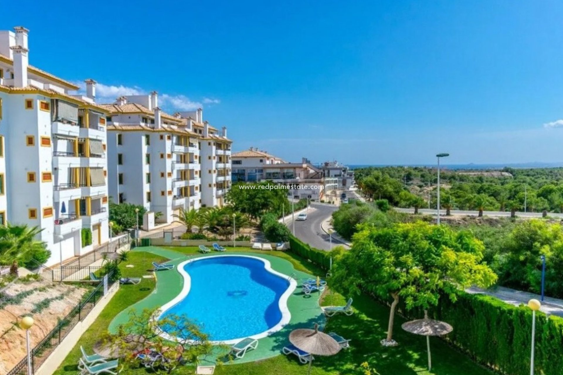 Resale - Apartments -
Orihuela Costa - Lomas de Campoamor