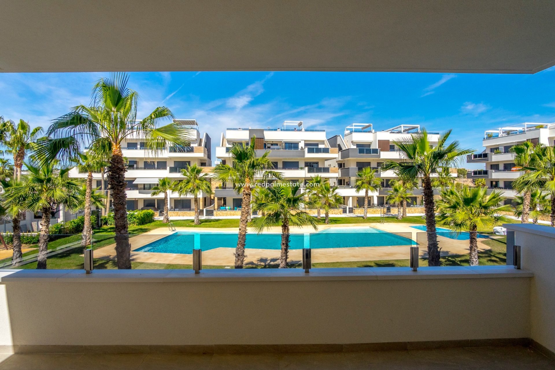 Resale - Apartments -
Orihuela Costa - Los balcones