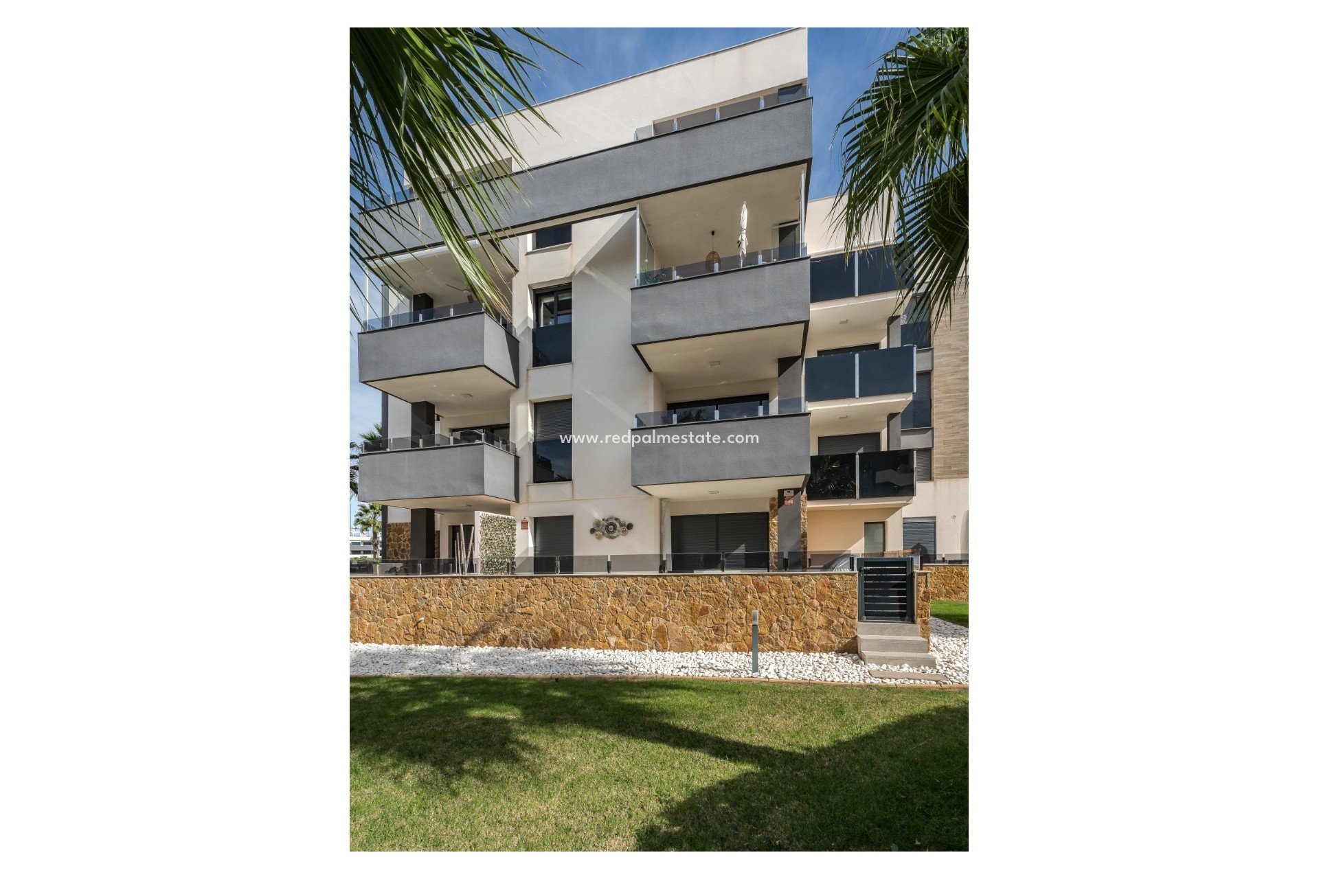 Resale - Apartments -
Orihuela Costa - Los balcones