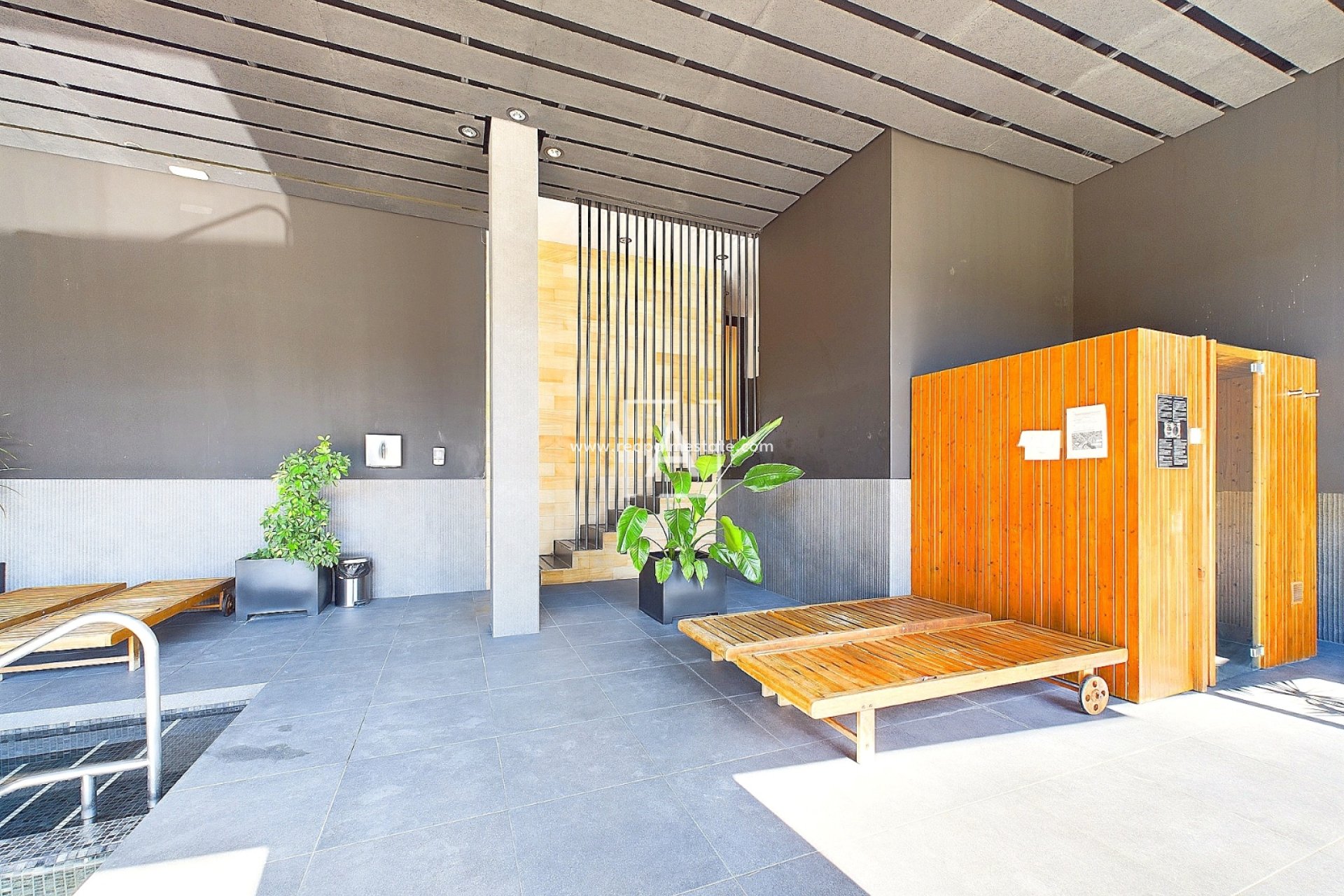 Resale - Apartments -
Orihuela Costa - Los Dolses