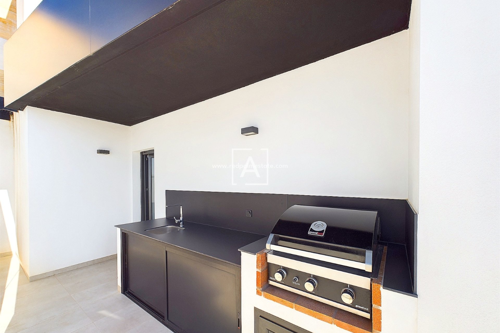 Resale - Apartments -
Orihuela Costa - Los Dolses