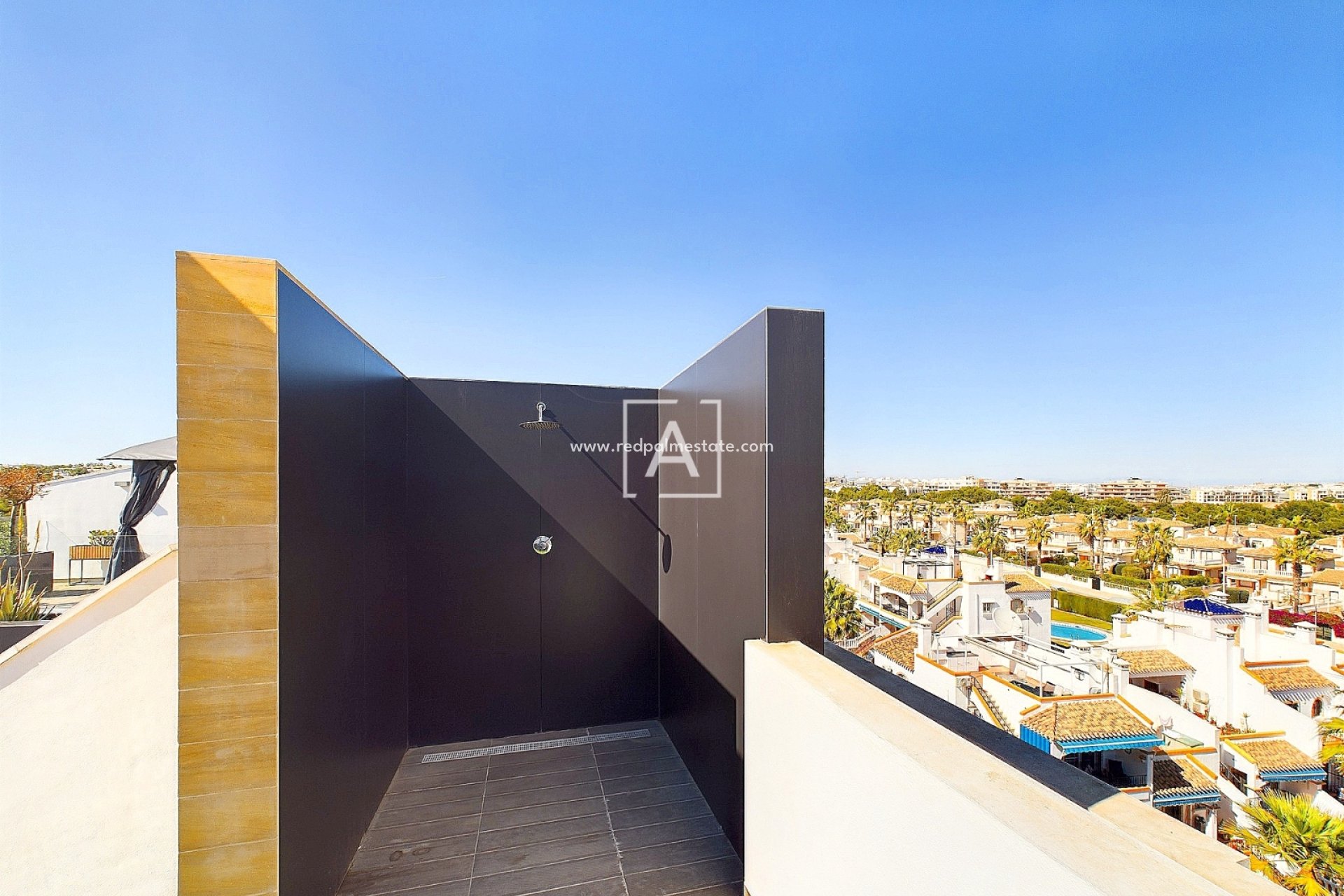 Resale - Apartments -
Orihuela Costa - Los Dolses