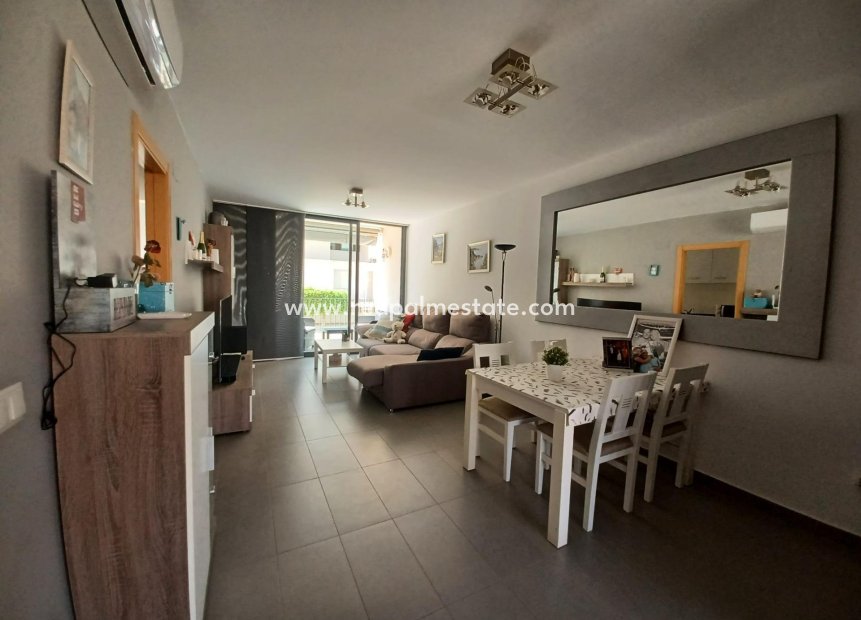 Resale - Apartments -
Orihuela Costa - Los Dolses