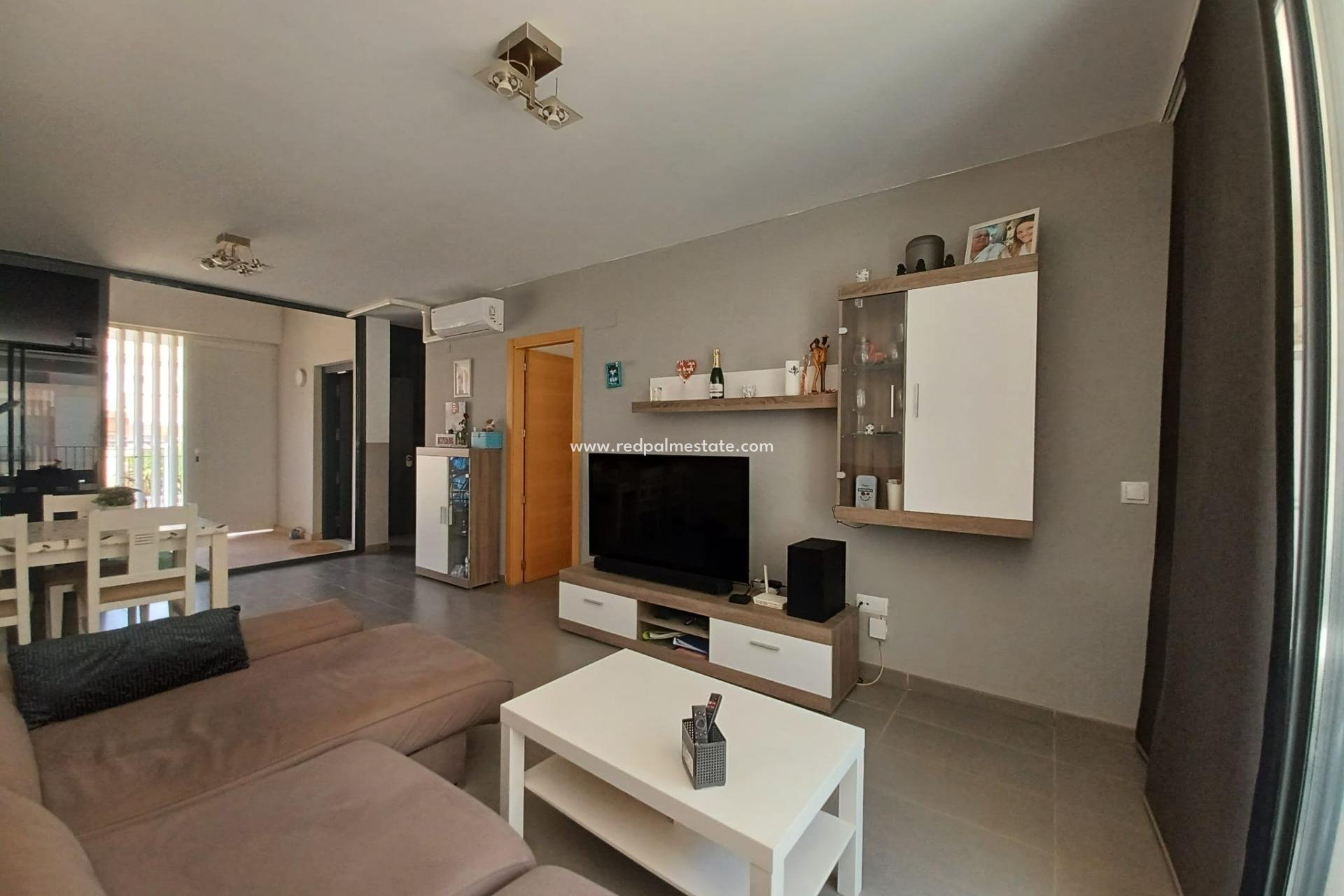 Resale - Apartments -
Orihuela Costa - Los Dolses