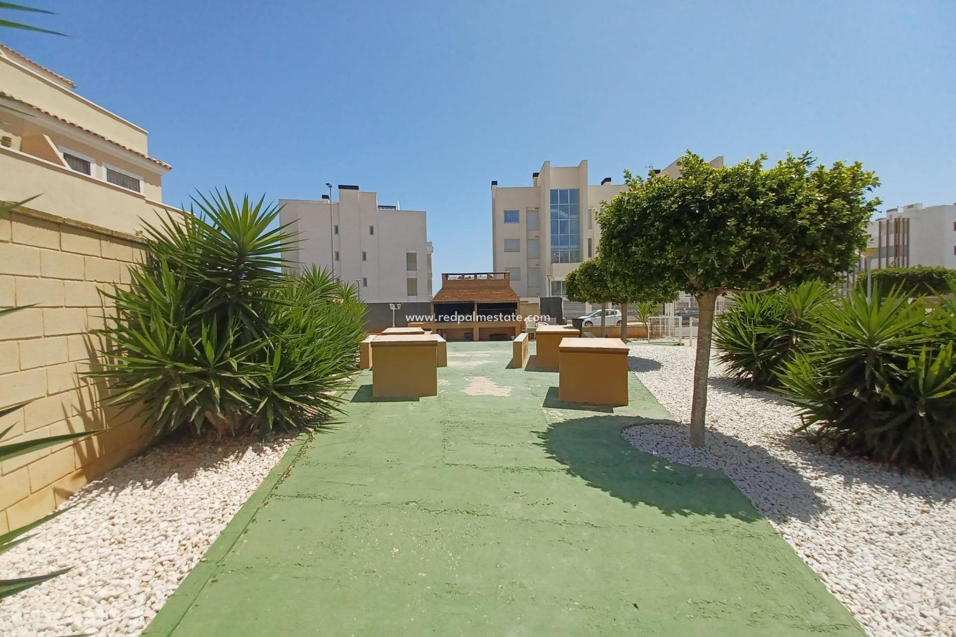 Resale - Apartments -
Orihuela Costa - Los Dolses