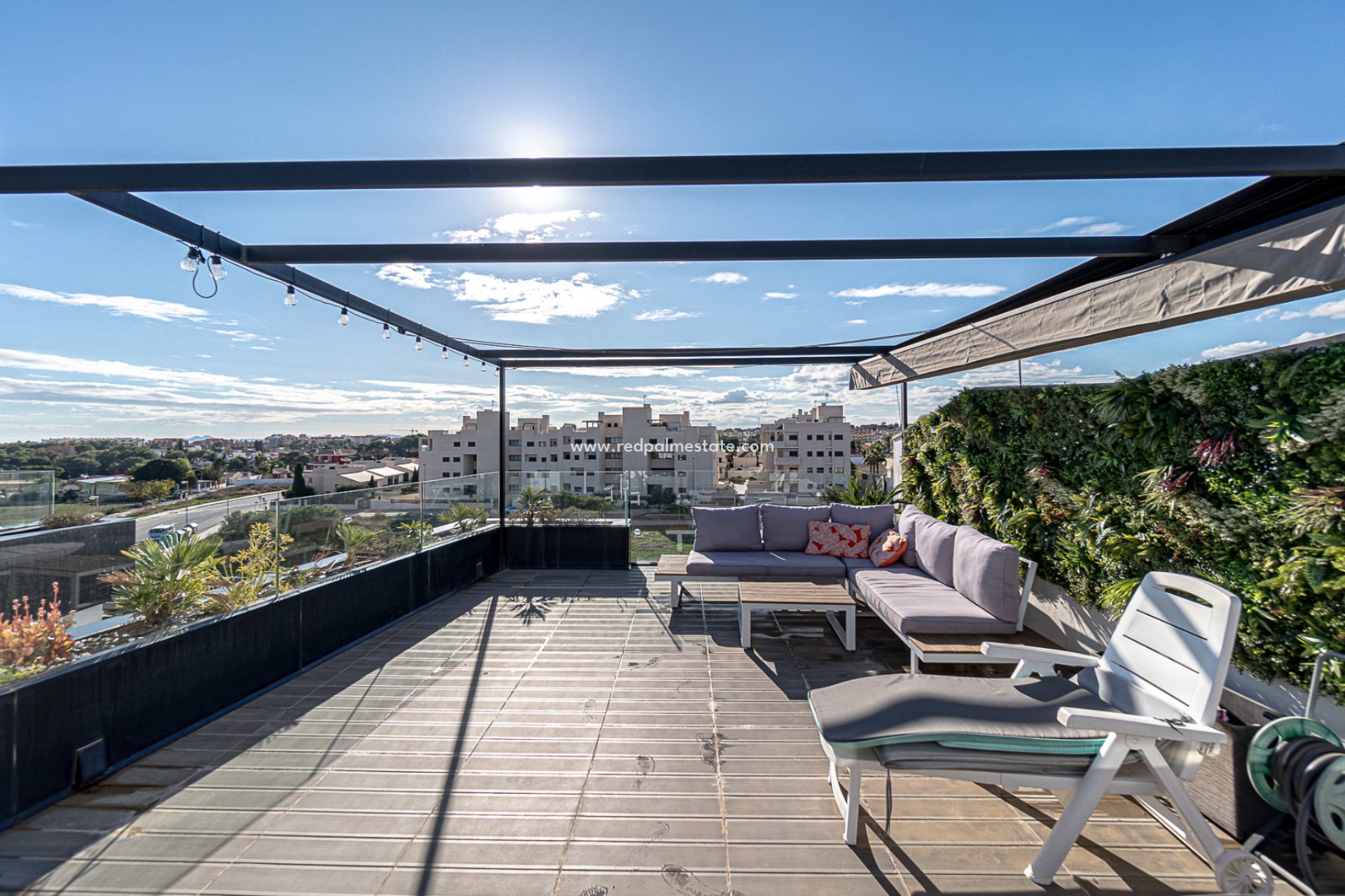 Resale - Apartments -
Orihuela Costa - Los Dolses