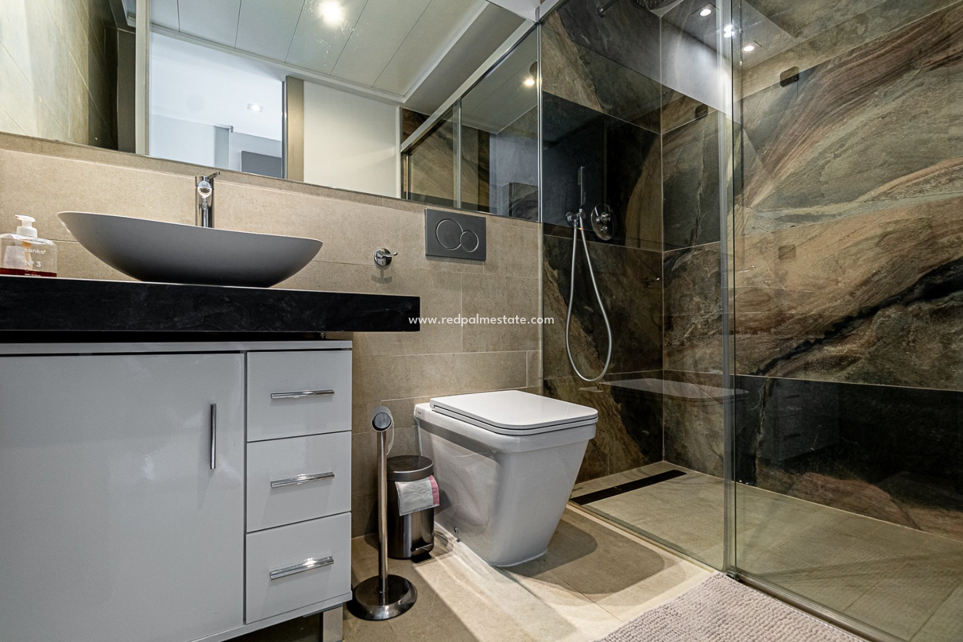 Resale - Apartments -
Orihuela Costa - Los Dolses