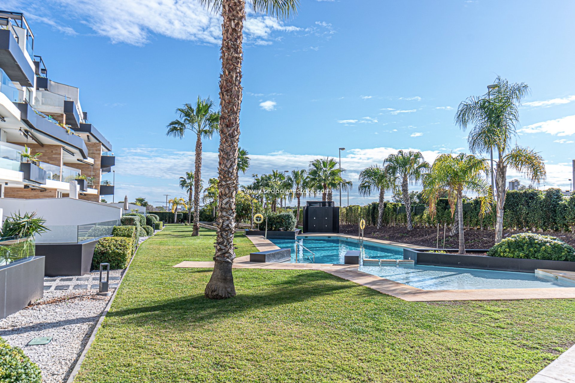 Resale - Apartments -
Orihuela Costa - Los Dolses