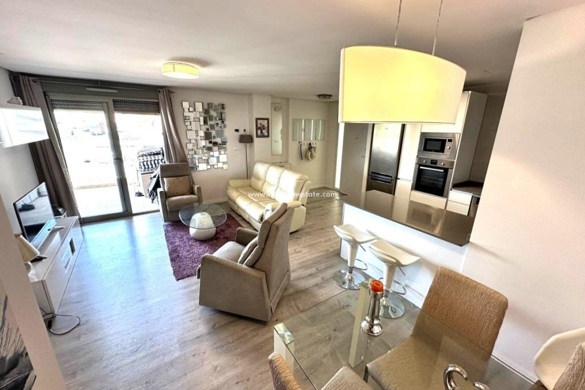 Resale - Apartments -
Orihuela Costa - Los Dolses