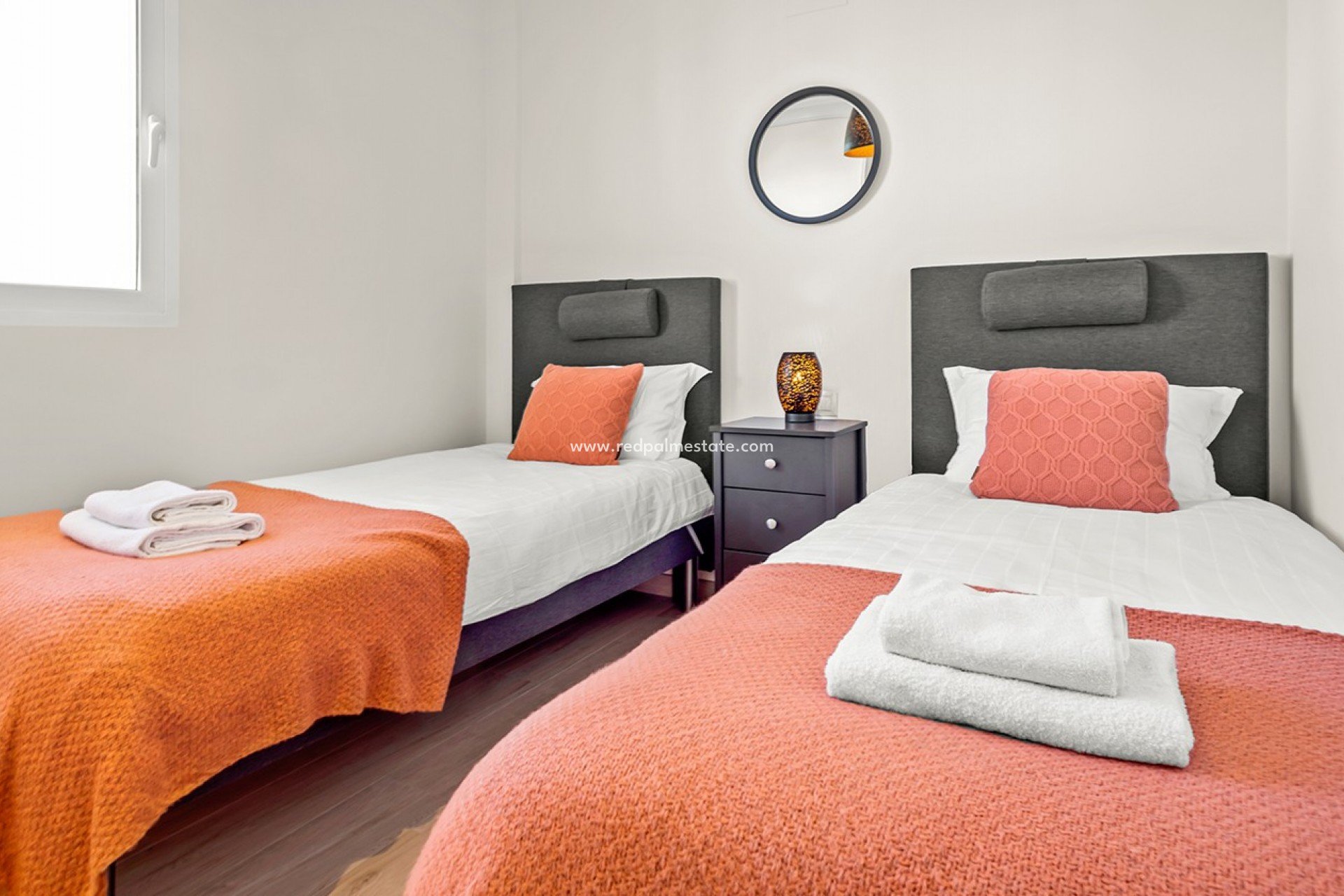 Resale - Apartments -
Orihuela Costa - Los Dolses