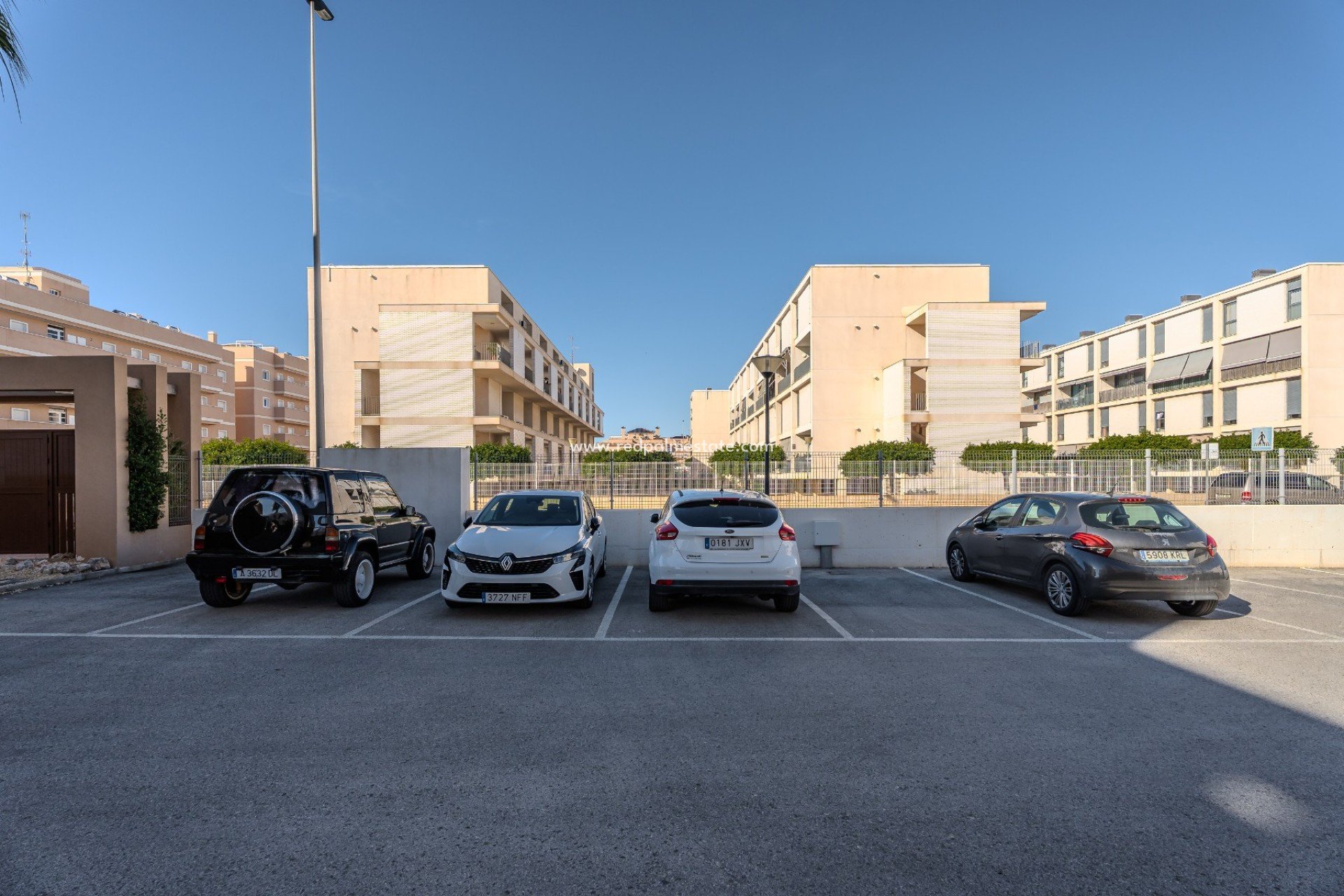 Resale - Apartments -
Orihuela Costa - Los Dolses