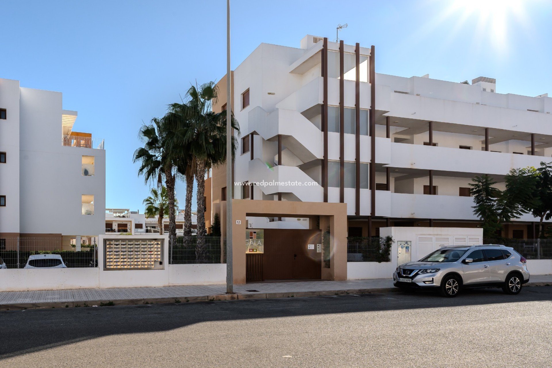 Resale - Apartments -
Orihuela Costa - Los Dolses