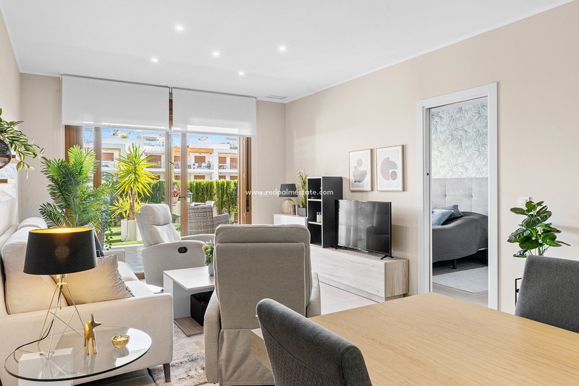 Resale - Apartments -
Orihuela Costa - Los Dolses