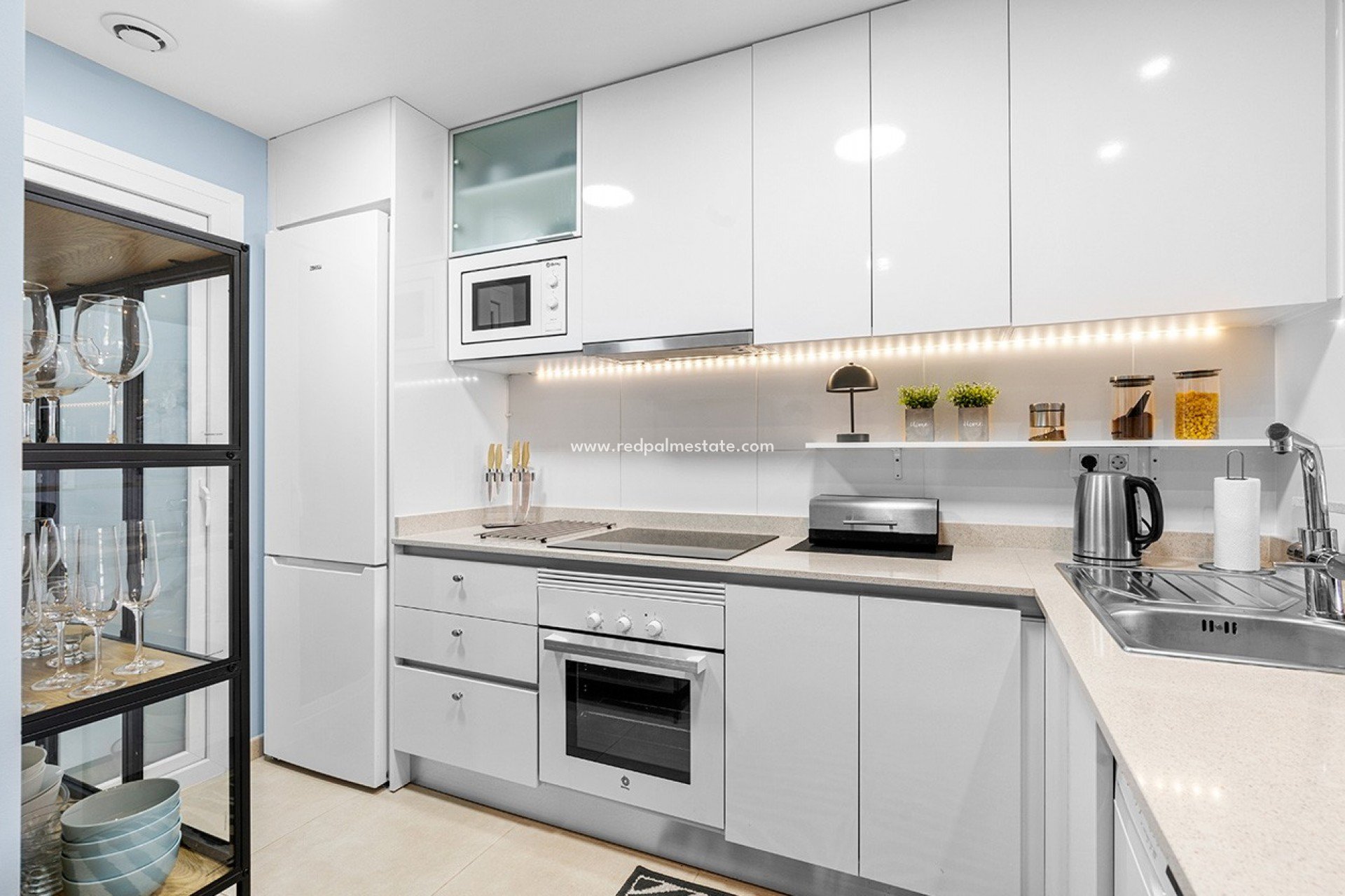 Resale - Apartments -
Orihuela Costa - Los Dolses