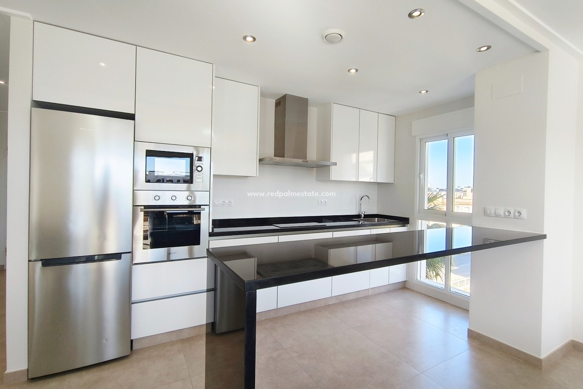 Resale - Apartments -
Orihuela Costa - Los Dolses