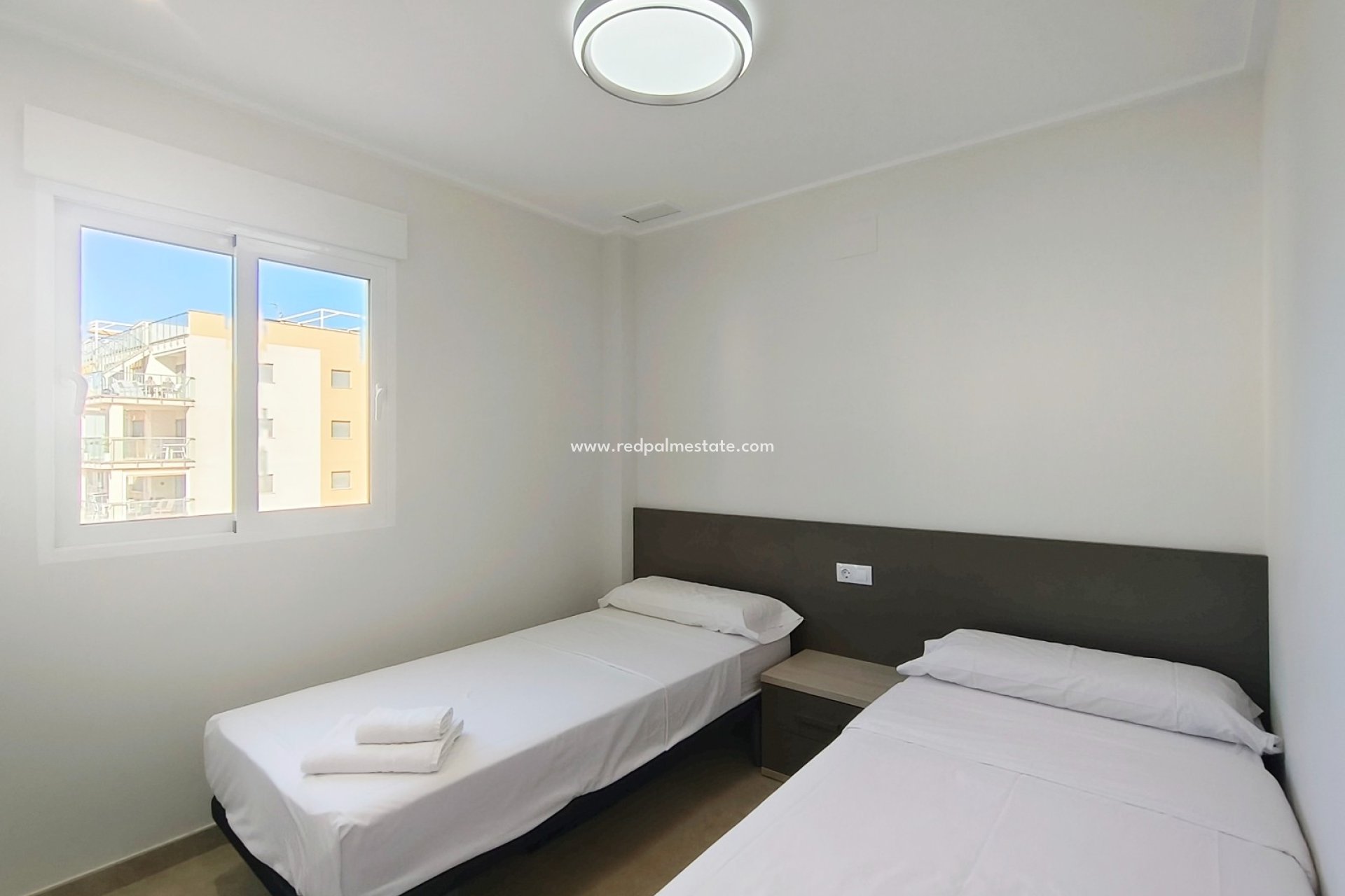 Resale - Apartments -
Orihuela Costa - Los Dolses