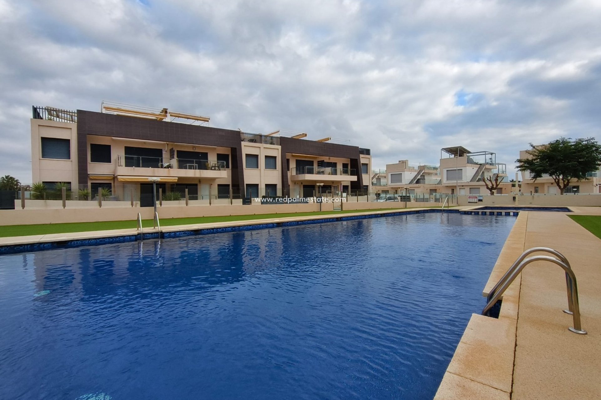 Resale - Apartments -
Orihuela Costa - Mil Palmeras