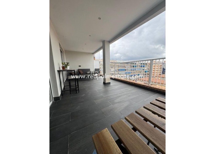 Resale - Apartments -
Orihuela Costa - Orihuela Ciudad