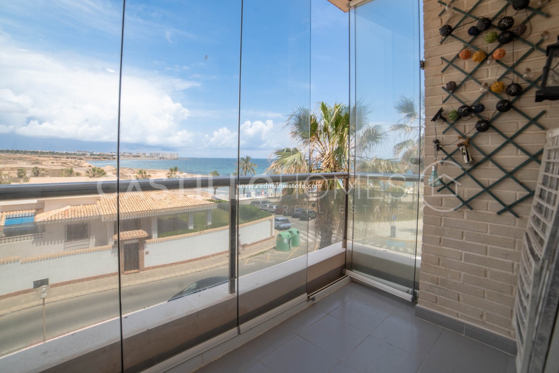 Resale - Apartments -
Orihuela Costa - Playa Flamenca