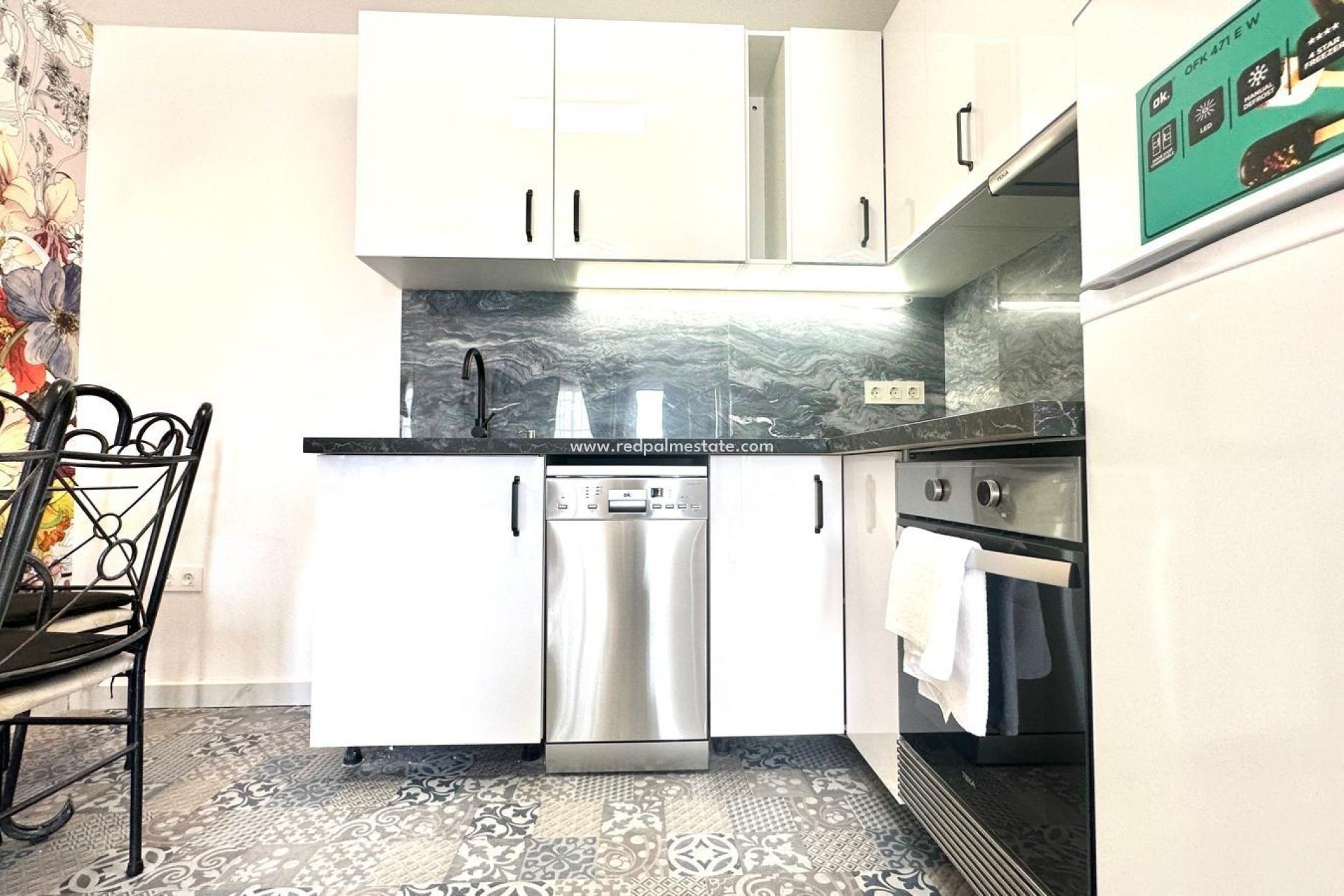 Resale - Apartments -
Orihuela Costa - Playa Flamenca