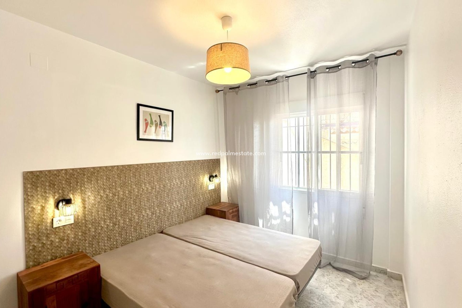 Resale - Apartments -
Orihuela Costa - Playa Flamenca