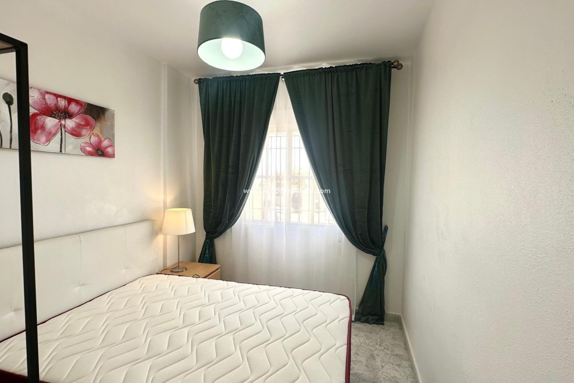 Resale - Apartments -
Orihuela Costa - Playa Flamenca