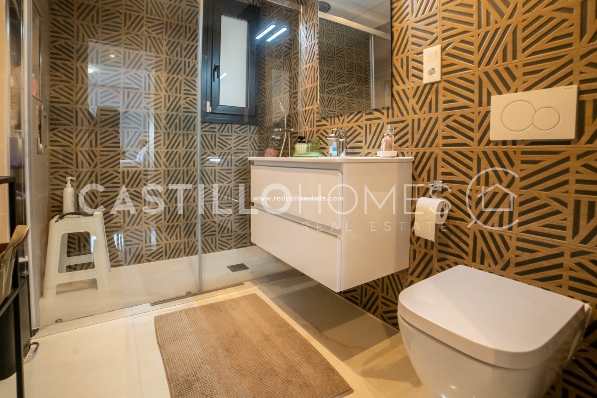 Resale - Apartments -
Orihuela Costa - Playa Flamenca