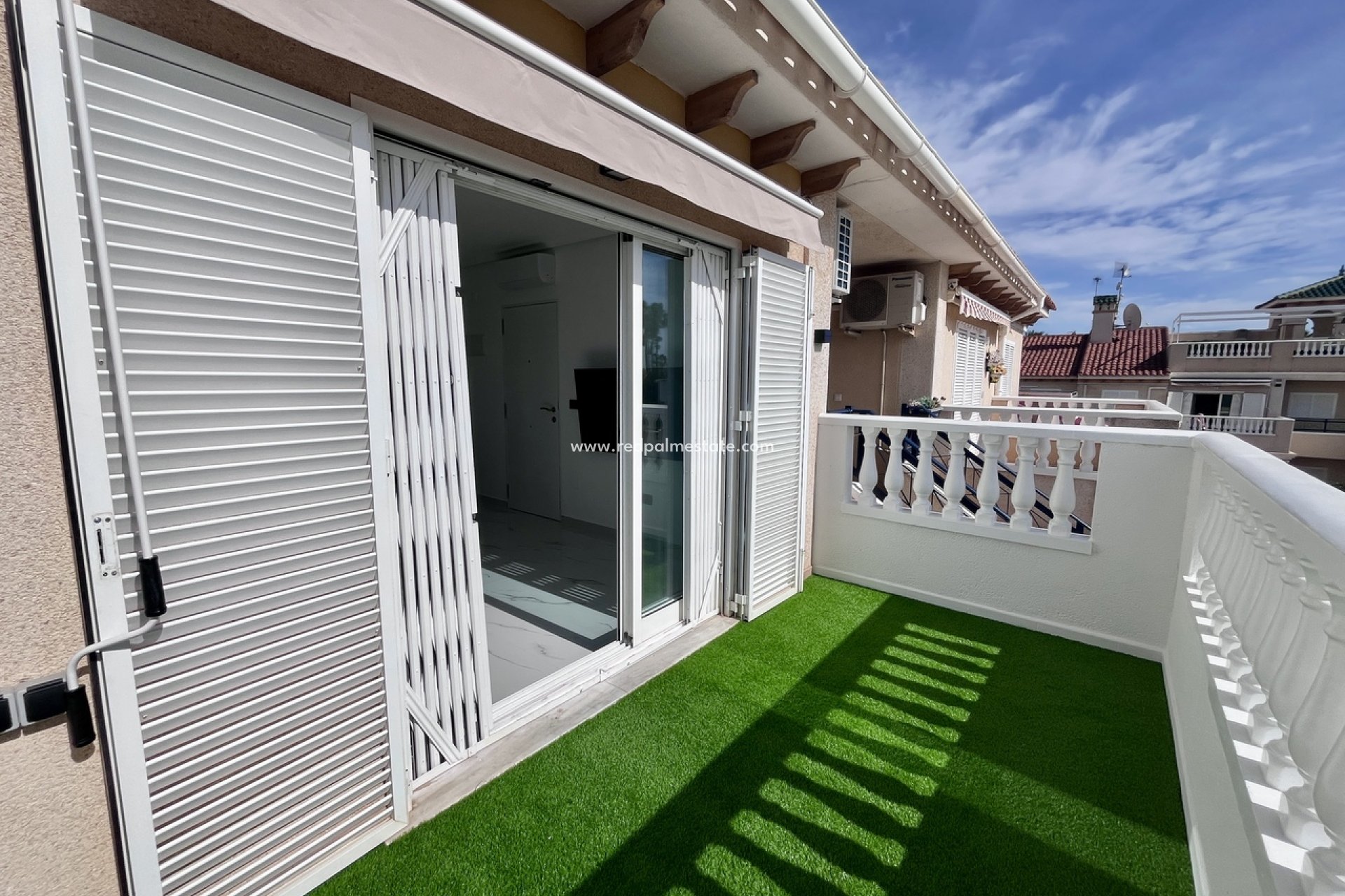 Resale - Apartments -
Orihuela Costa - Playa Flamenca
