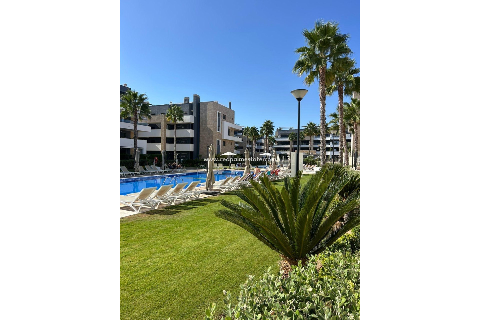 Resale - Apartments -
Orihuela Costa - Playa Flamenca