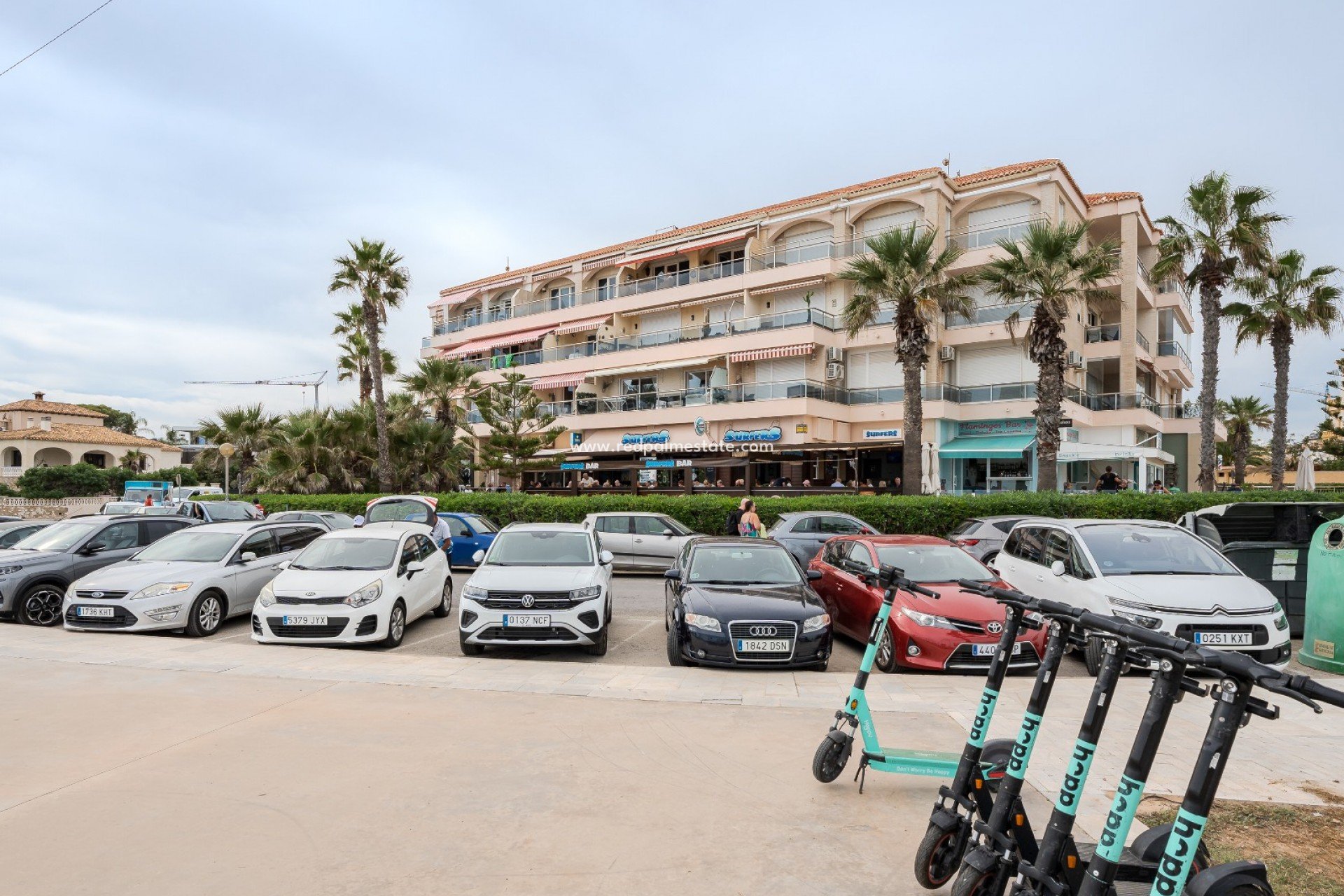Resale - Apartments -
Orihuela Costa - Playa Flamenca