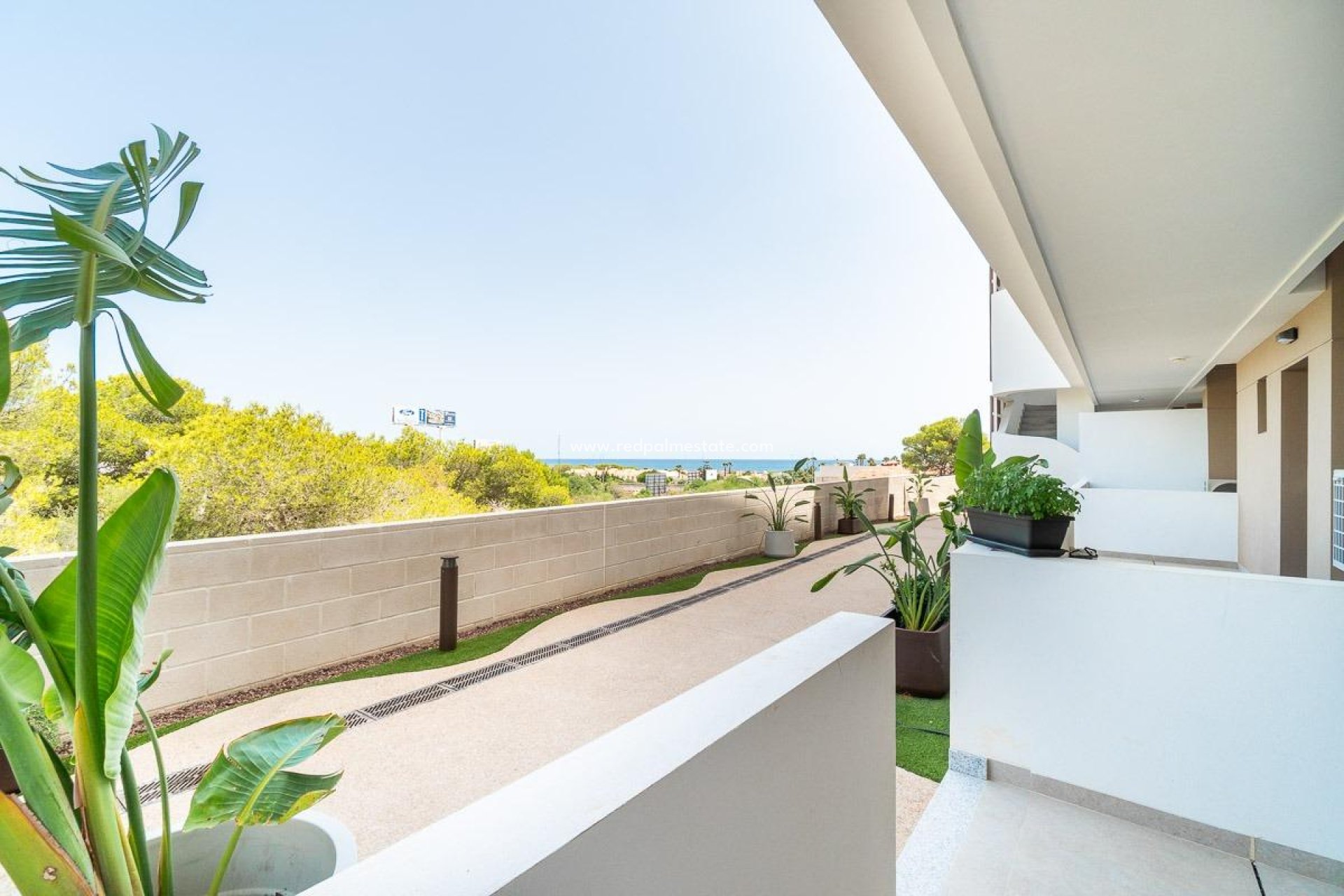 Resale - Apartments -
Orihuela Costa - Playa Flamenca