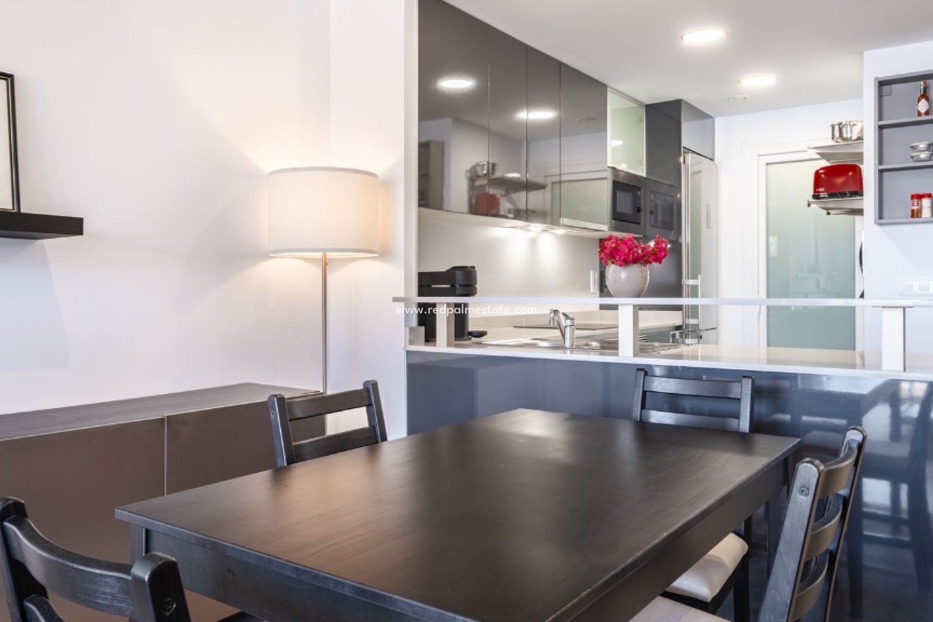 Resale - Apartments -
Orihuela Costa - Playa Flamenca