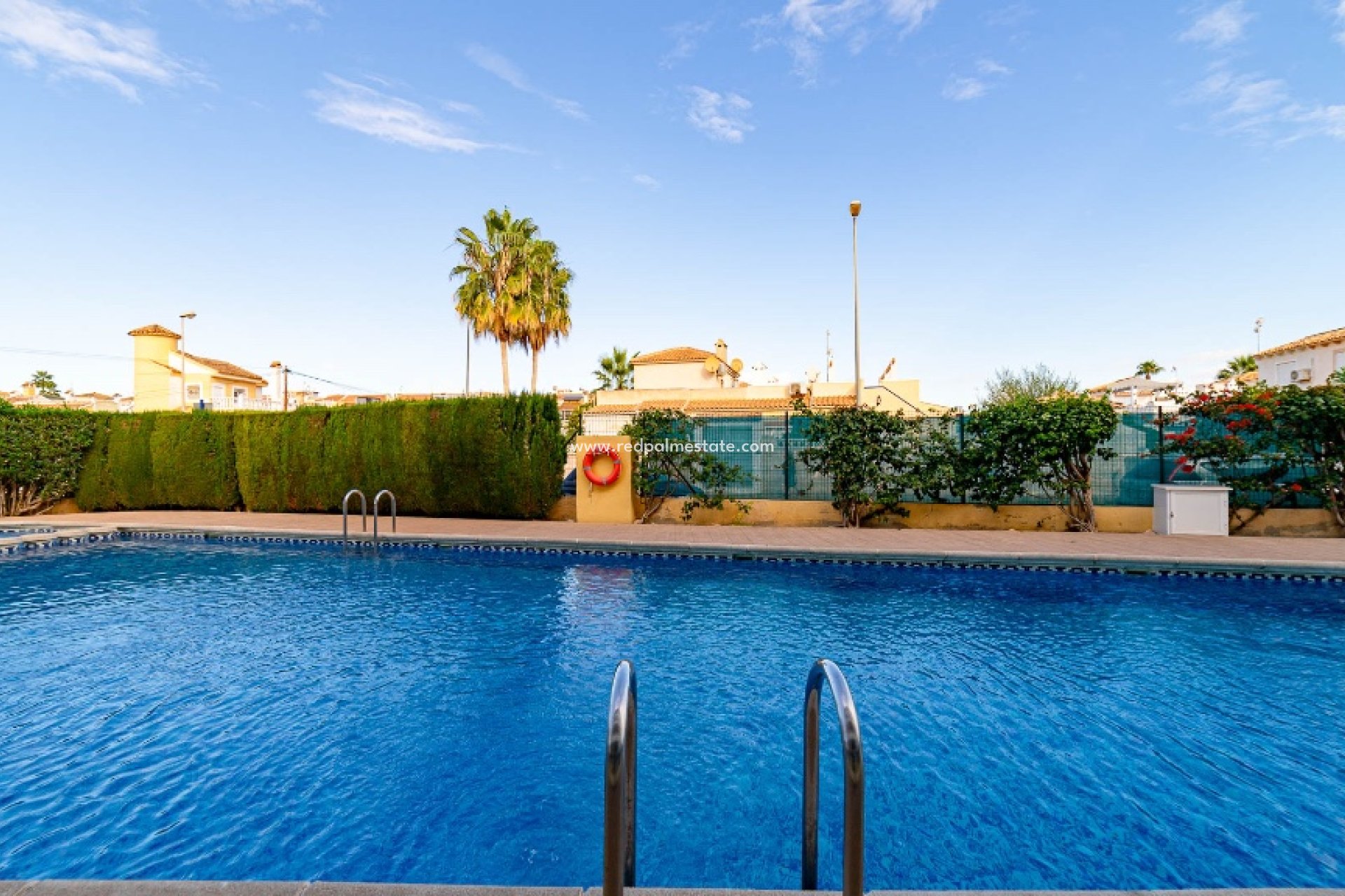 Resale - Apartments -
Orihuela Costa - Playa Flamenca