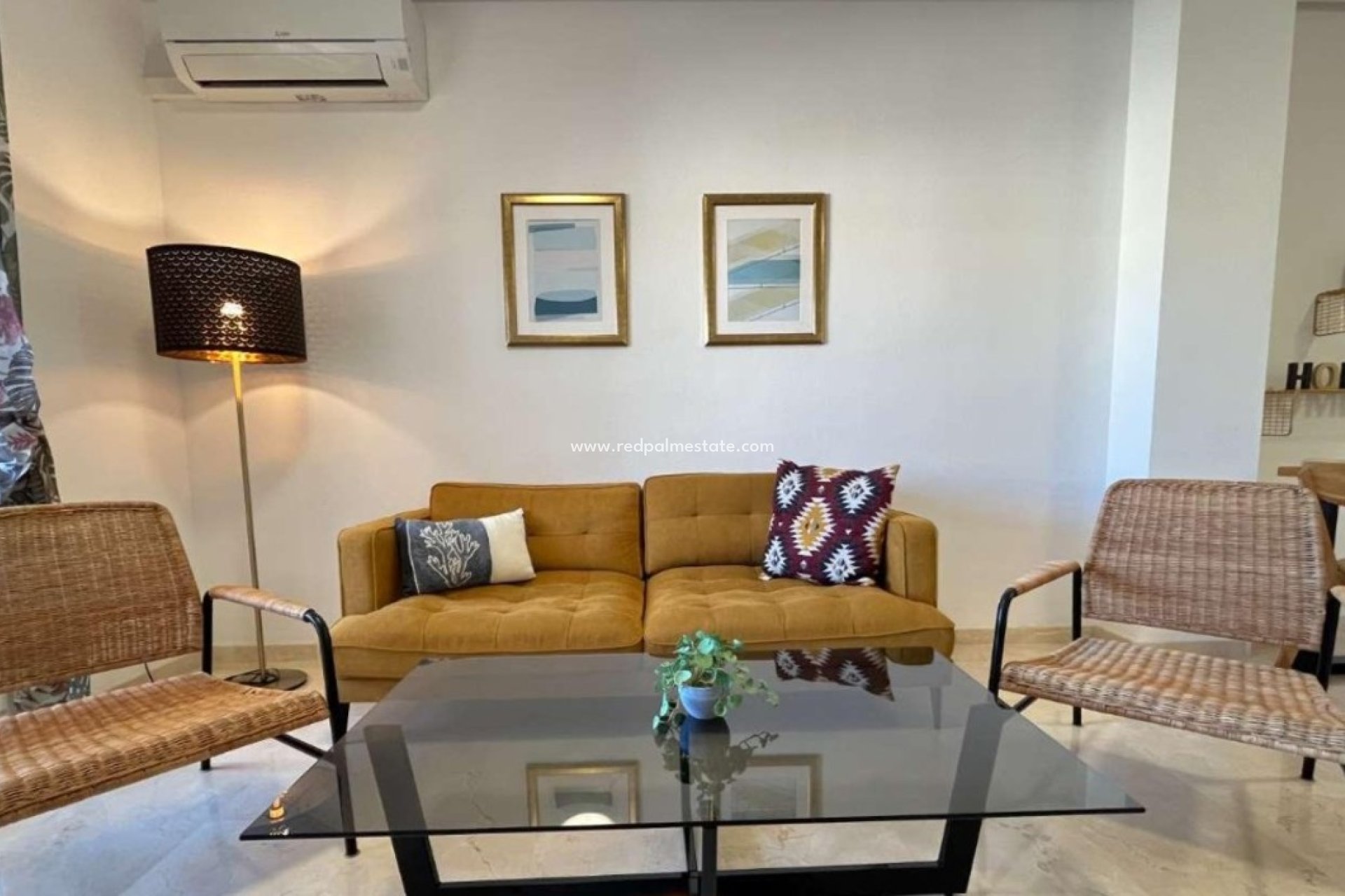 Resale - Apartments -
Orihuela Costa - Playa Flamenca