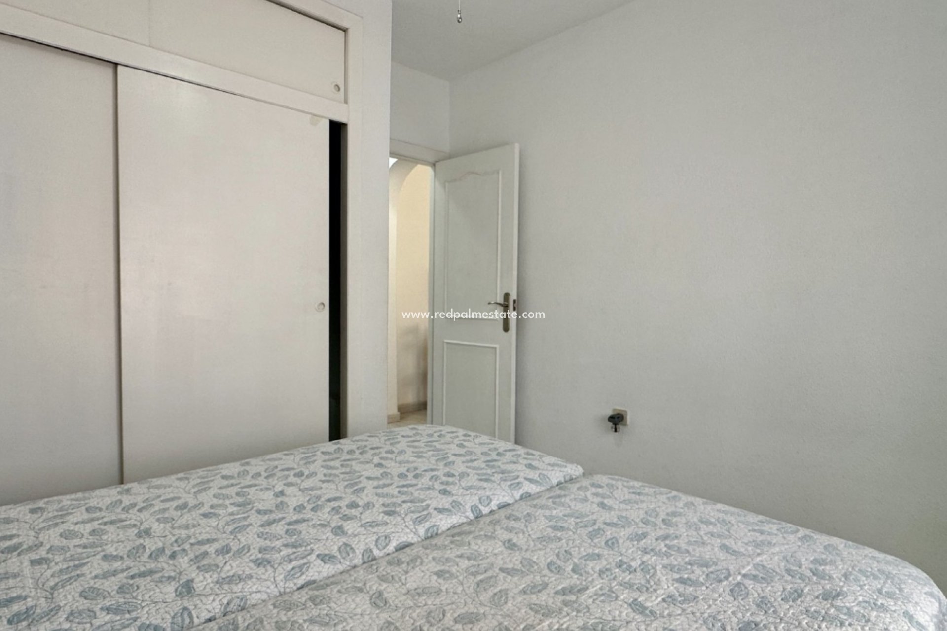 Resale - Apartments -
Orihuela Costa - Playa Flamenca