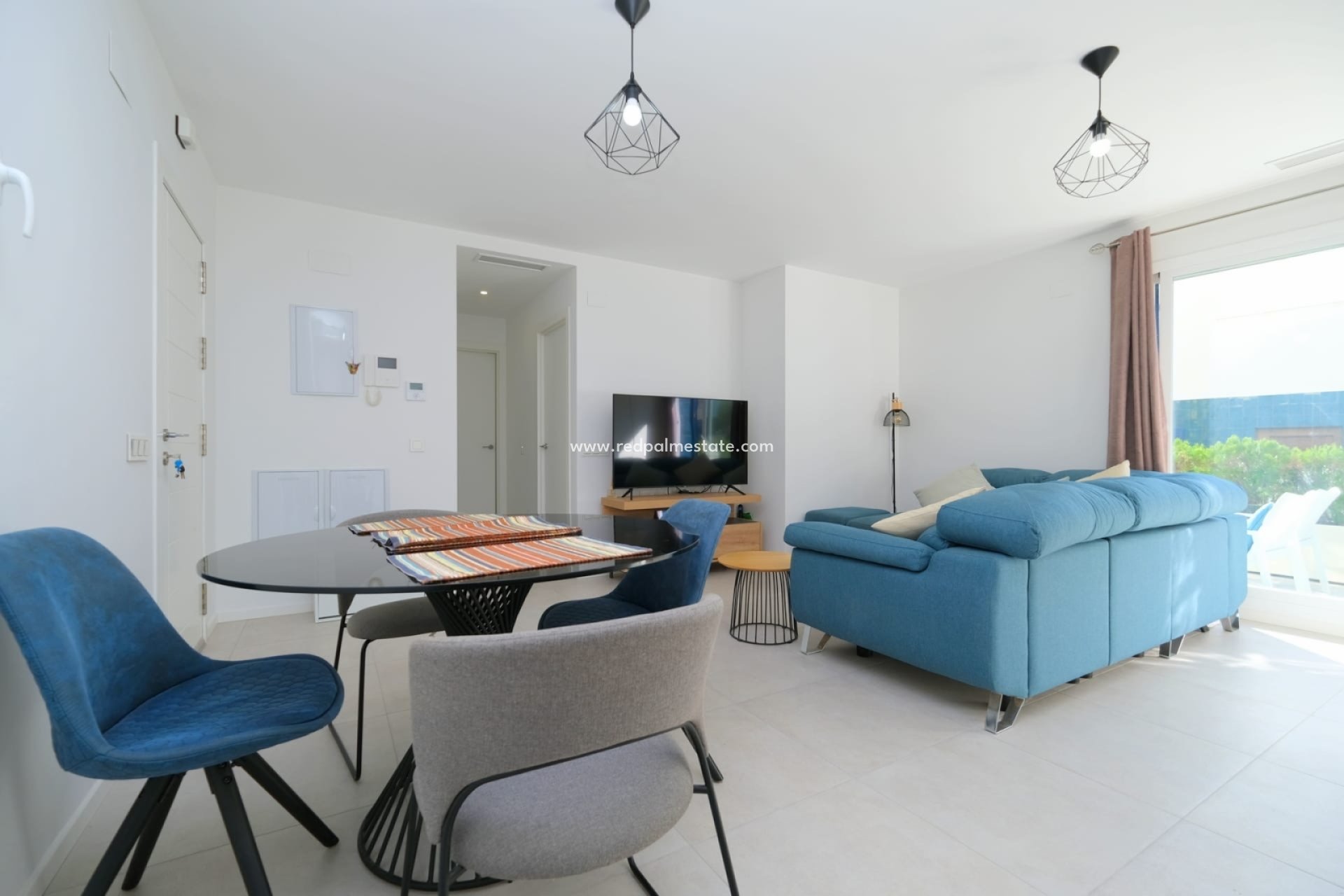 Resale - Apartments -
Orihuela Costa - Playa Flamenca