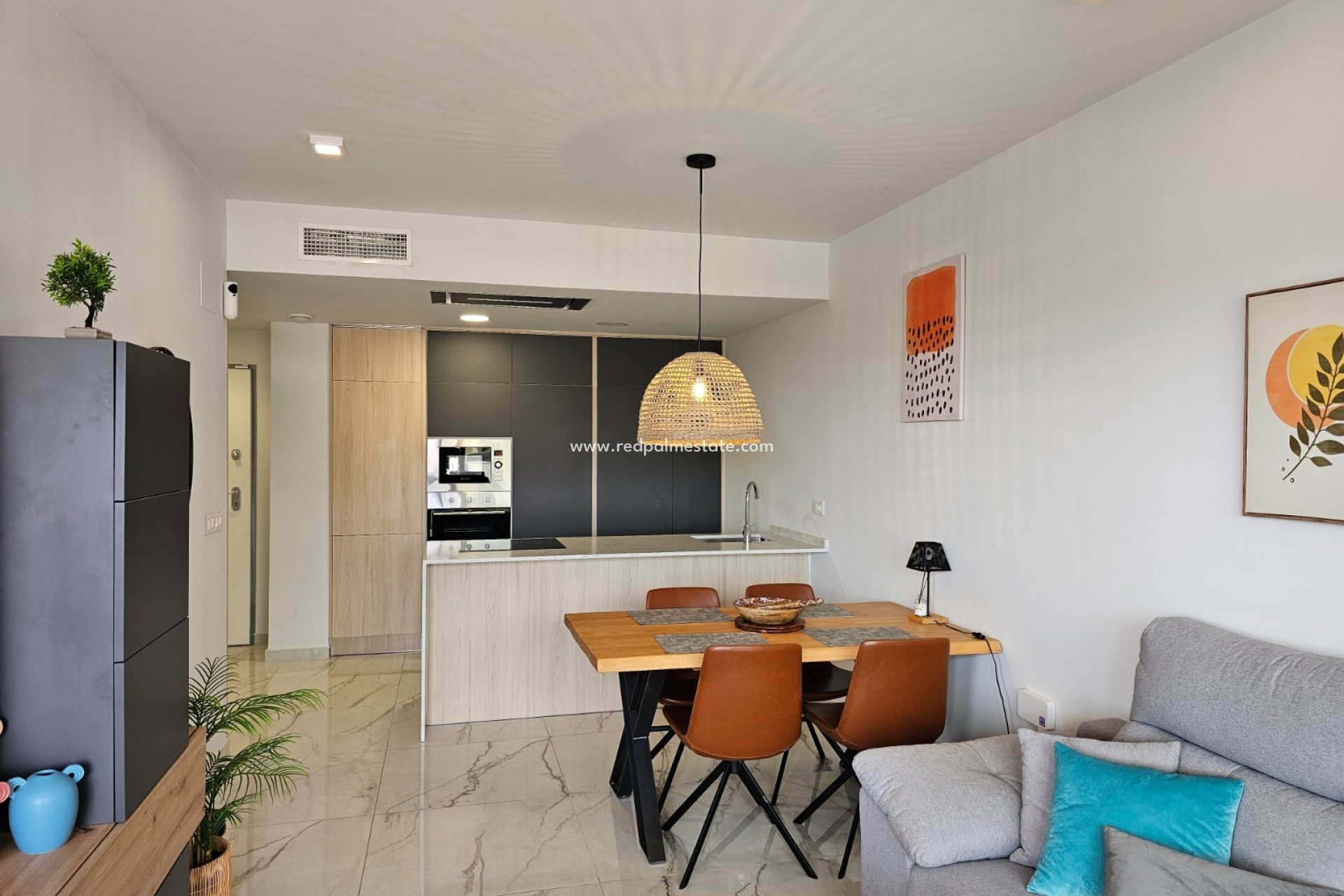 Resale - Apartments -
Orihuela Costa - Playa Flamenca