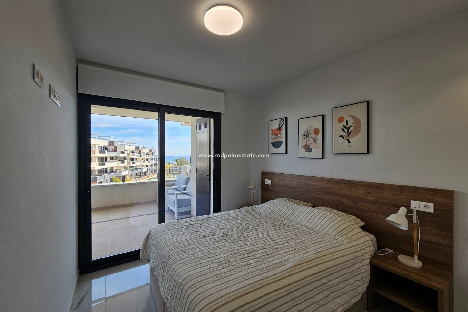 Resale - Apartments -
Orihuela Costa - Playa Flamenca