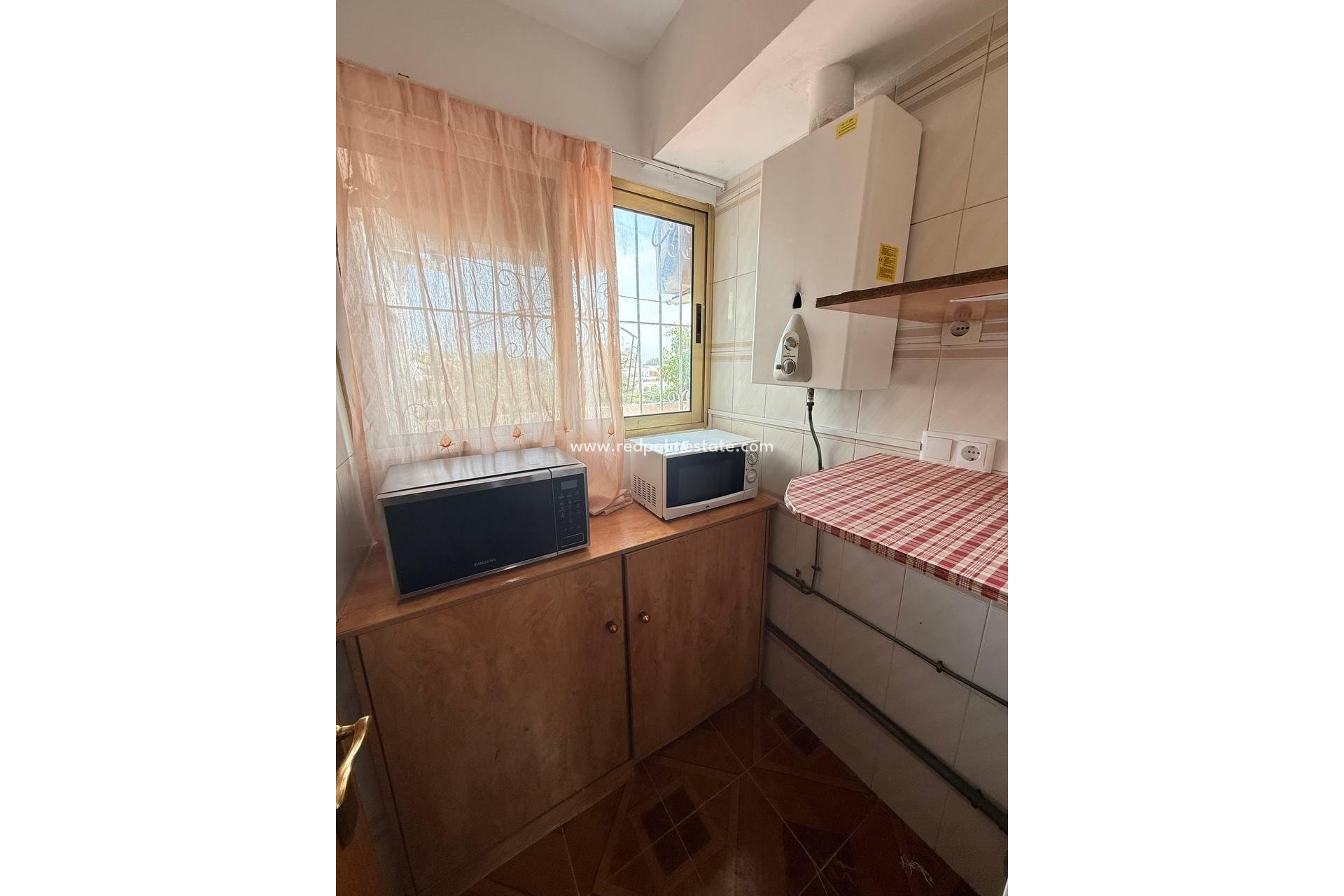 Resale - Apartments -
Orihuela Costa - Punta prima