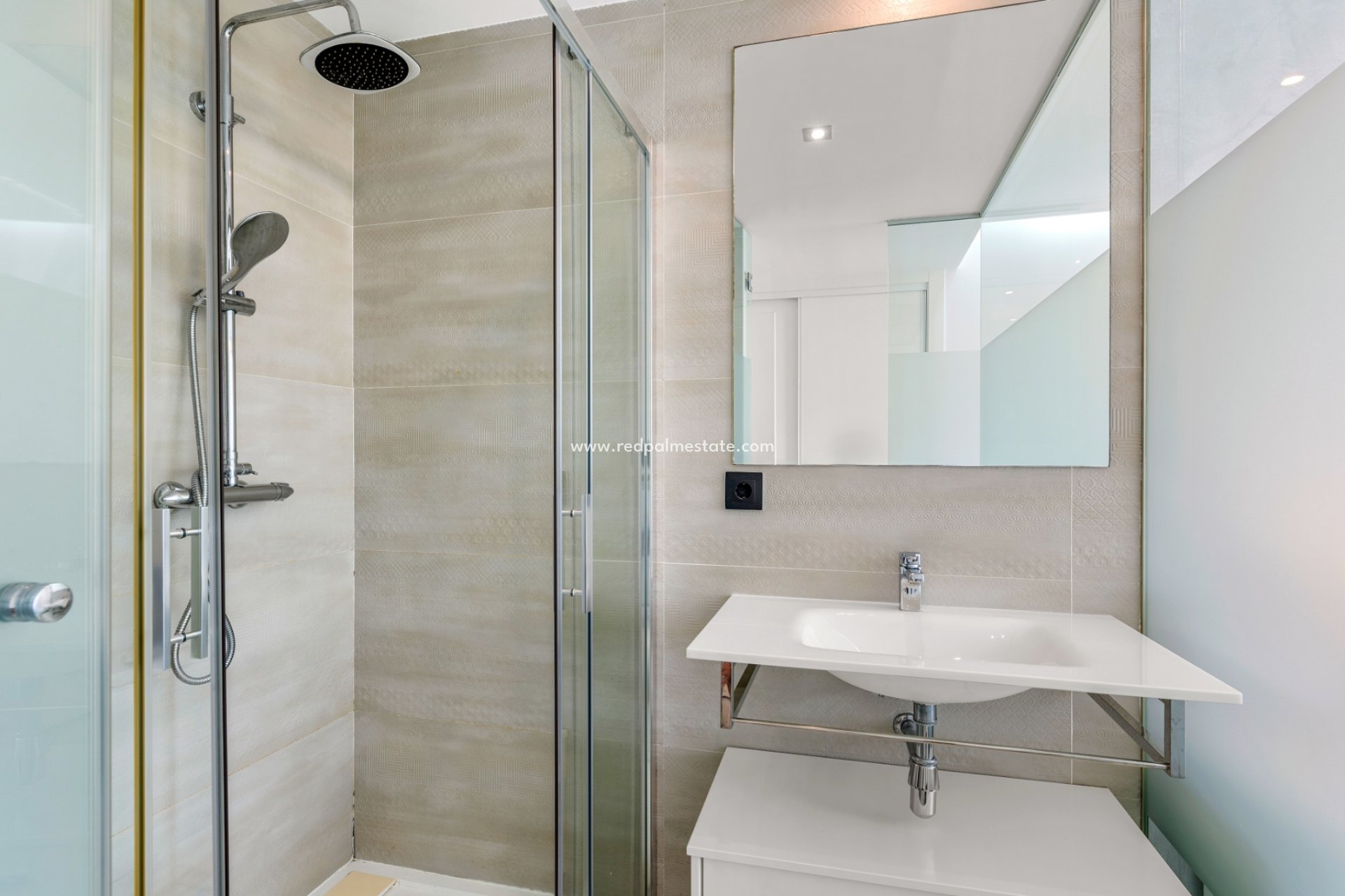 Resale - Apartments -
Orihuela Costa - Punta prima